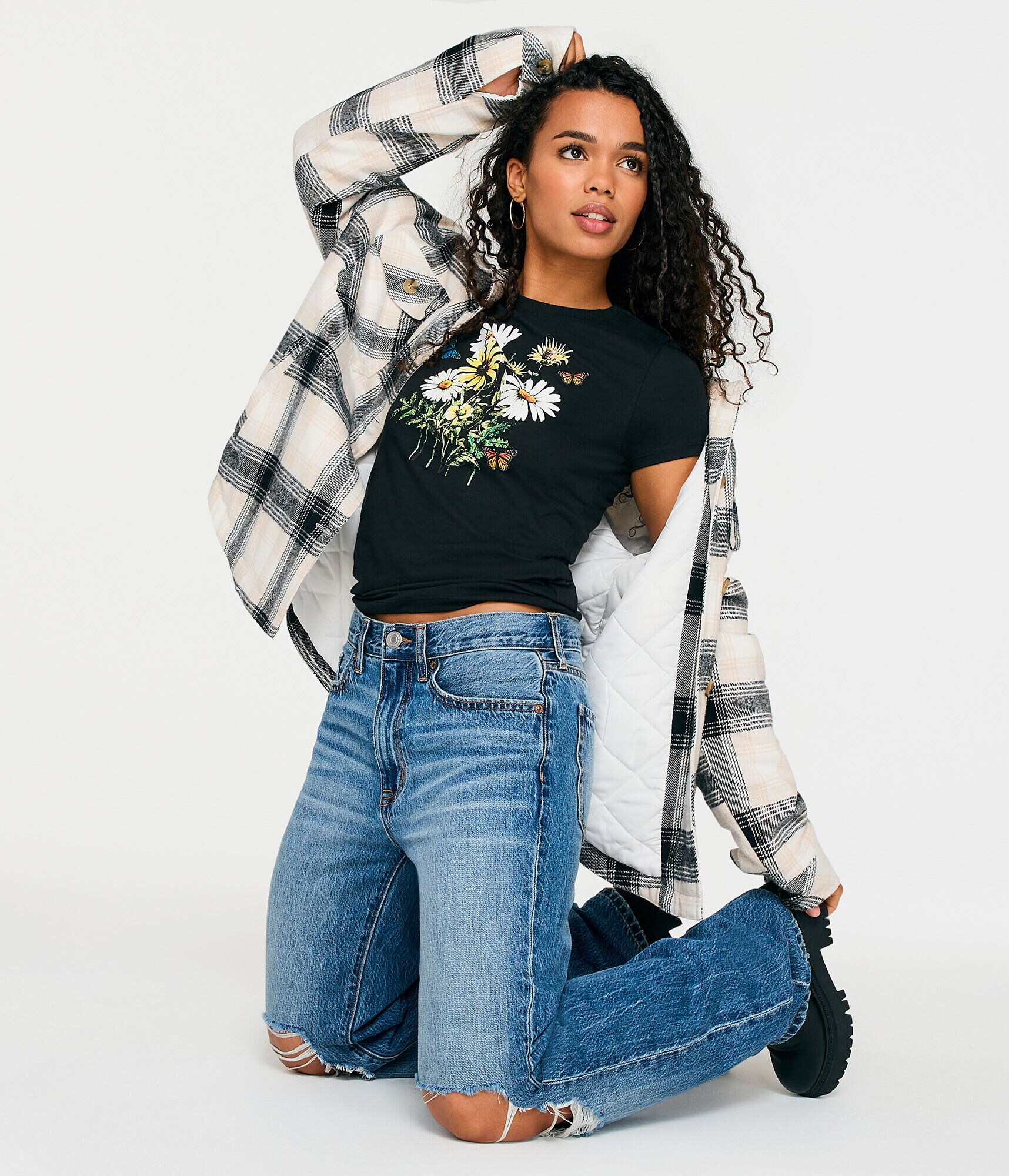 Butterflies And Daisies Graphic Tee