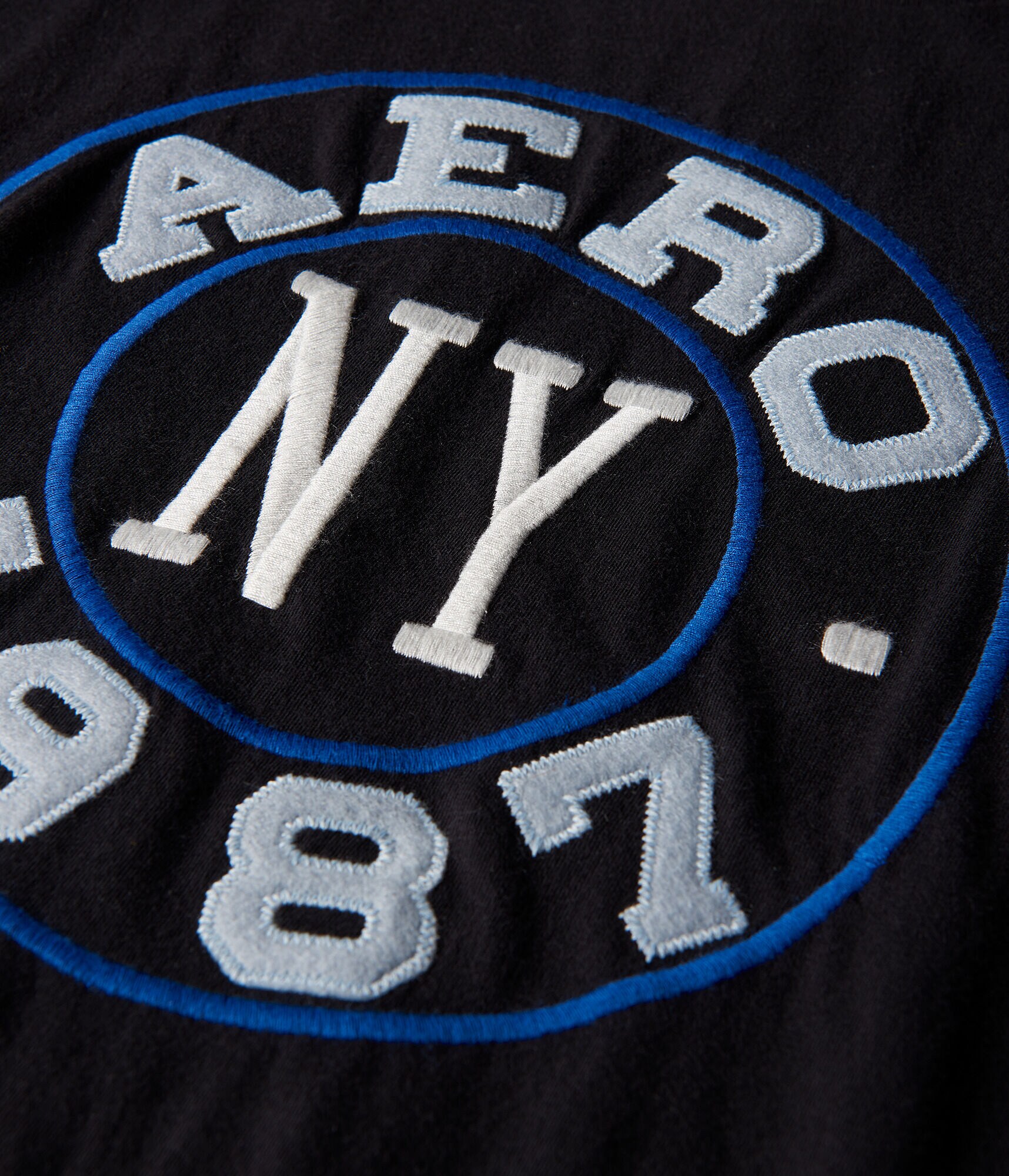 Aero NY 1987 Circle Graphic Tee