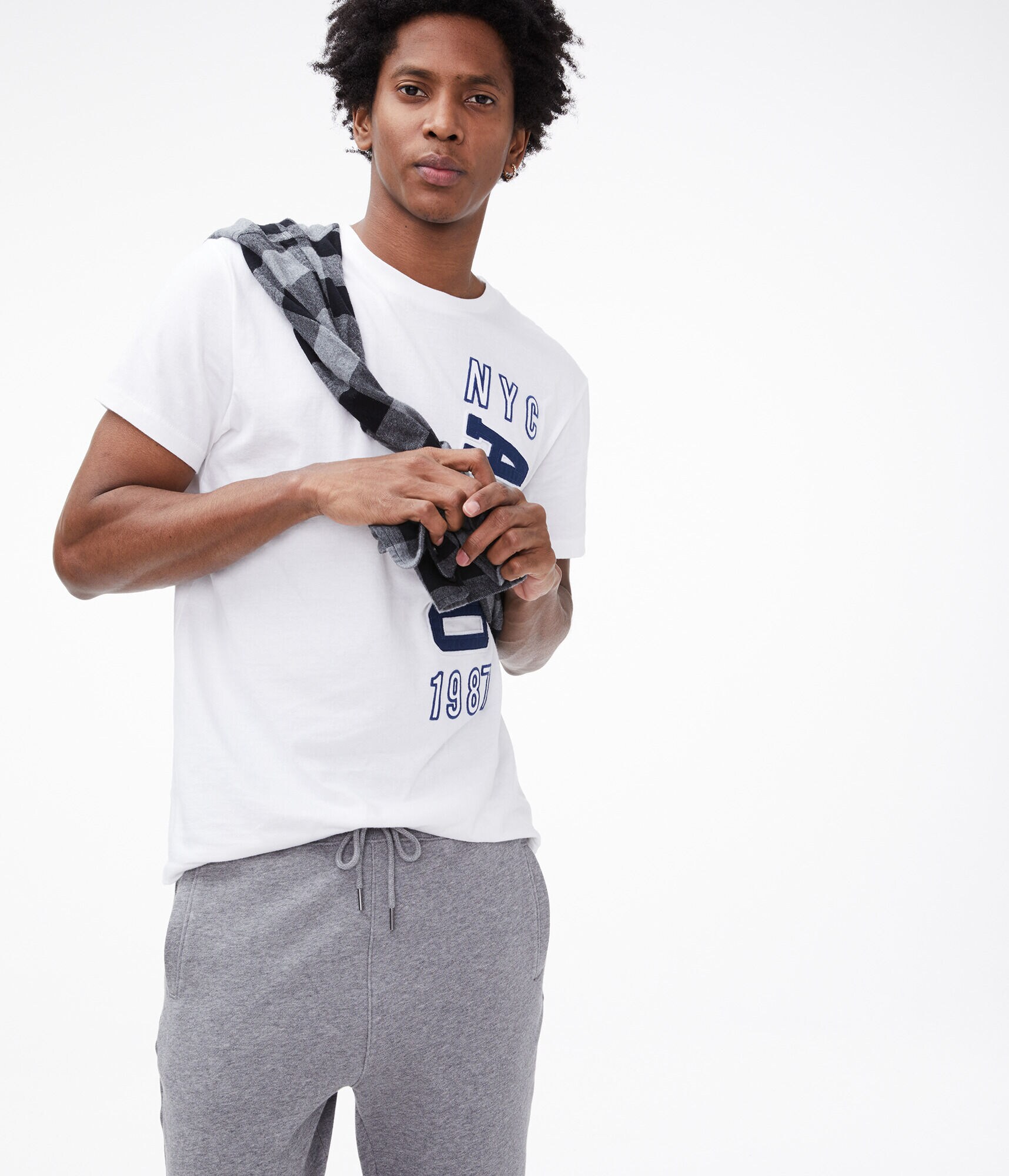 Vertical Aero Logo Appliqu&eacute; Graphic Tee