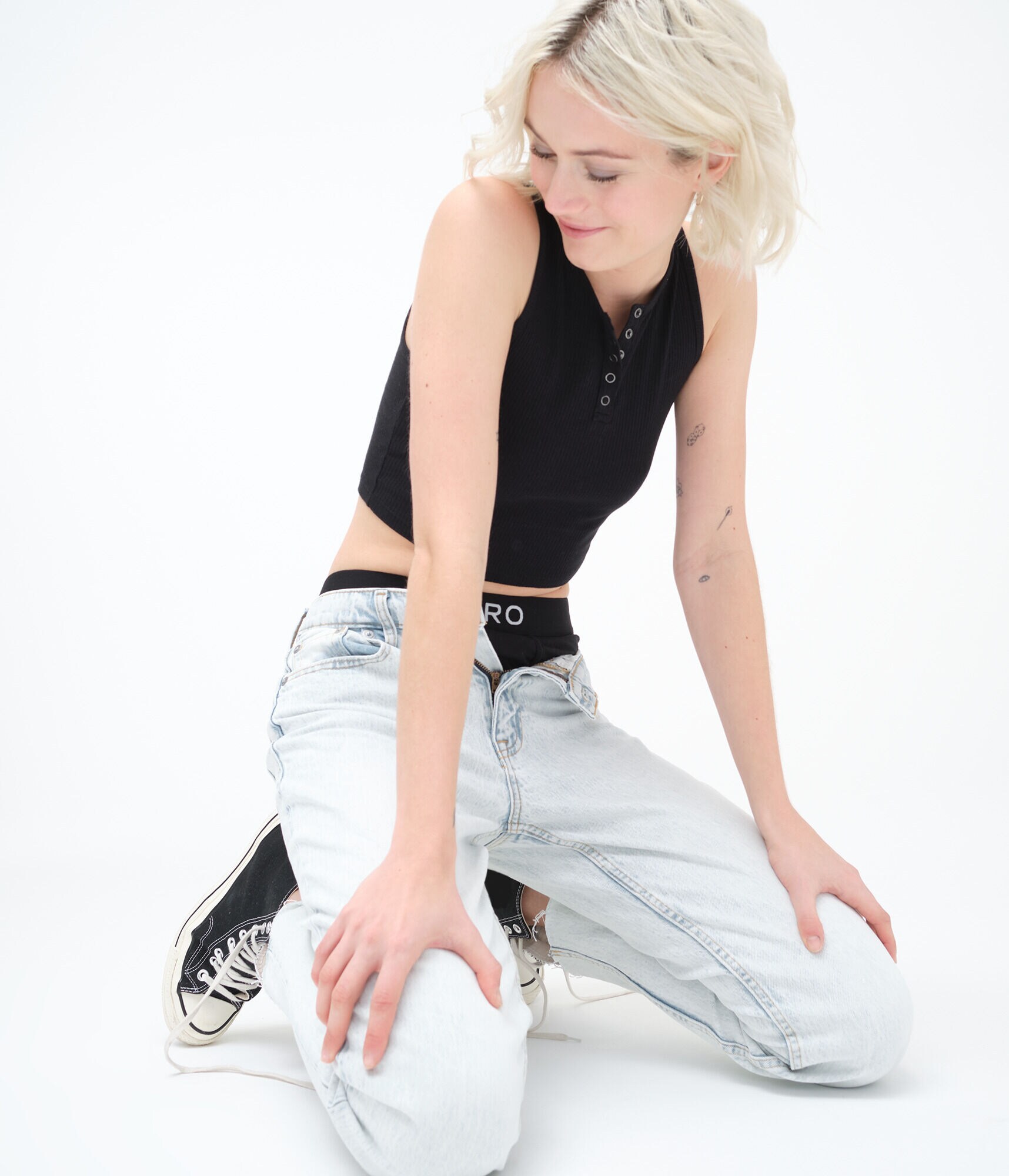 High-Rise Stretch Mom Jean