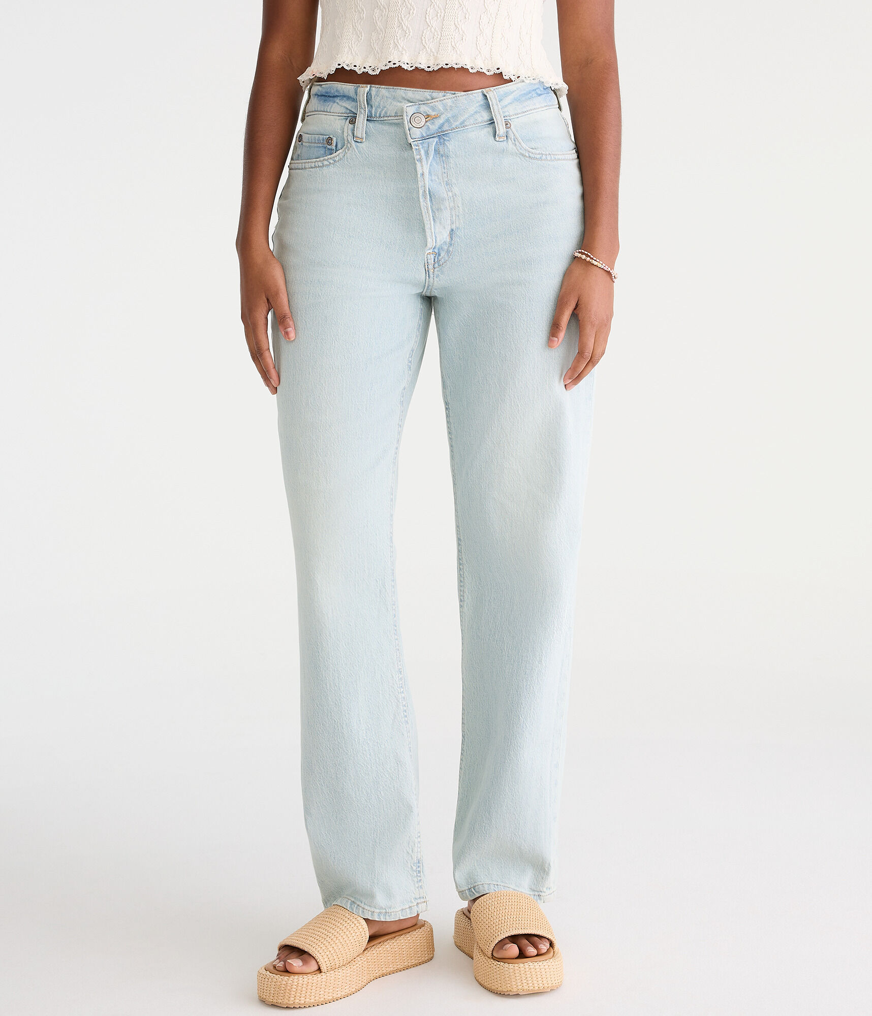 Curvy High-Waisted Baggy Jean