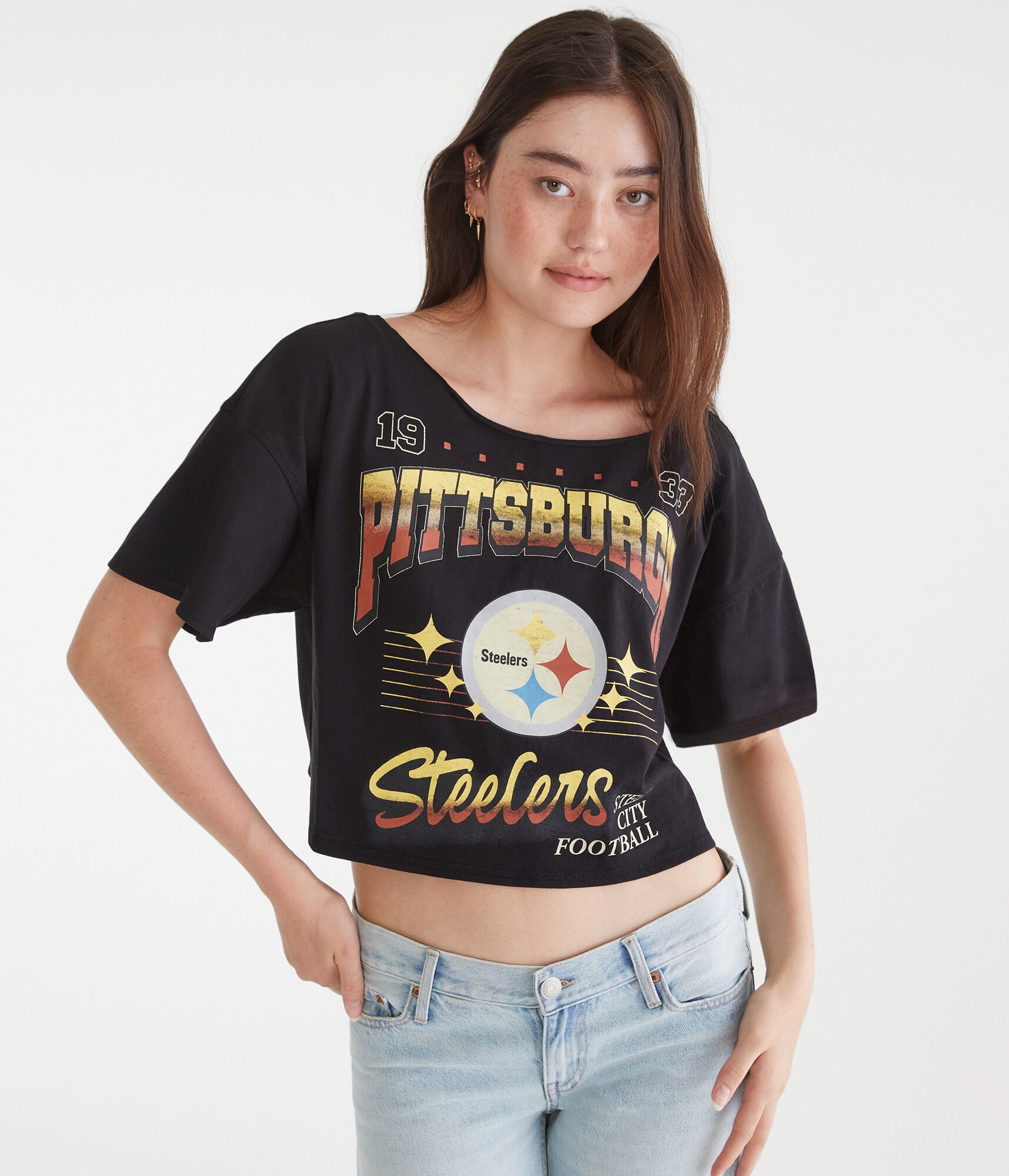 Pittsburgh Steelers Cropped Off-The-Shoulder Graphic Tee