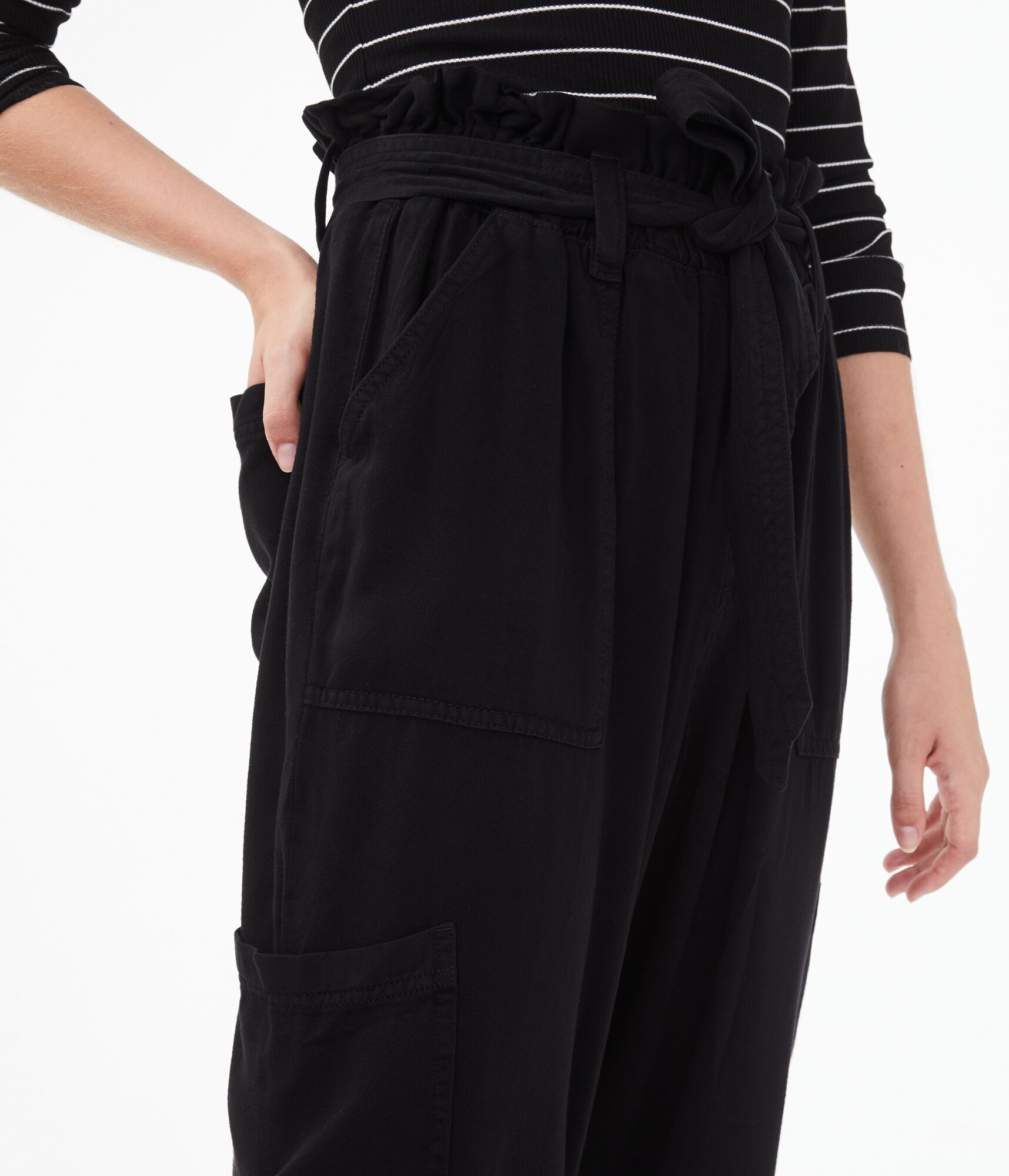High-Rise Tie-Front Tapered Pant