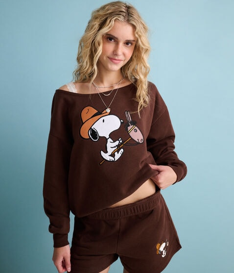 Peanuts® | Aéropostale Western Snoopy Horsin' Around Off-The-Shoulder Sweatshirt Peanuts® | Aéropostale Western Snoopy Horsin' Around Off-The-Shoulder Sweatshirt