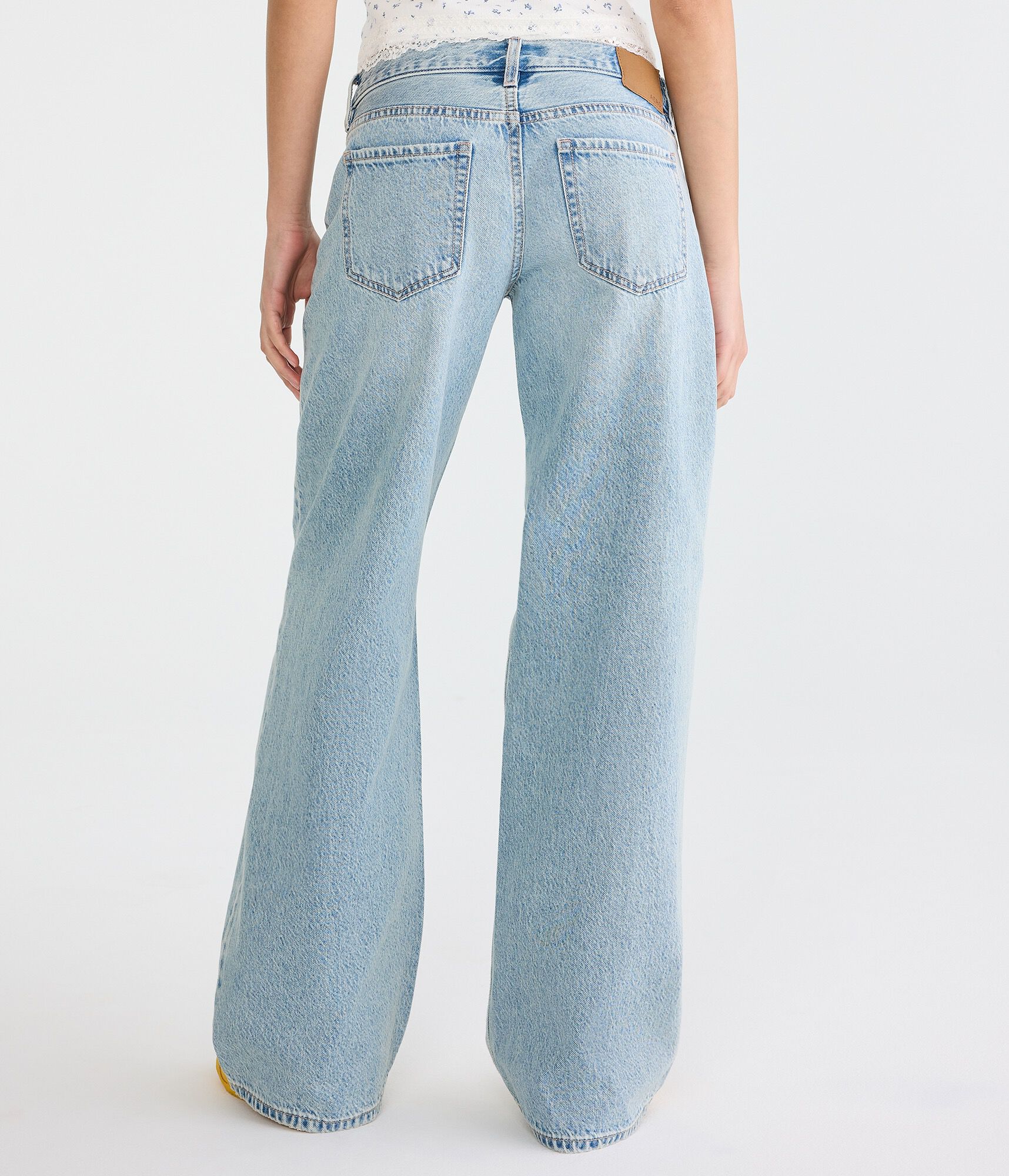 Super Low-Rise Baggy Wide Leg Jean
