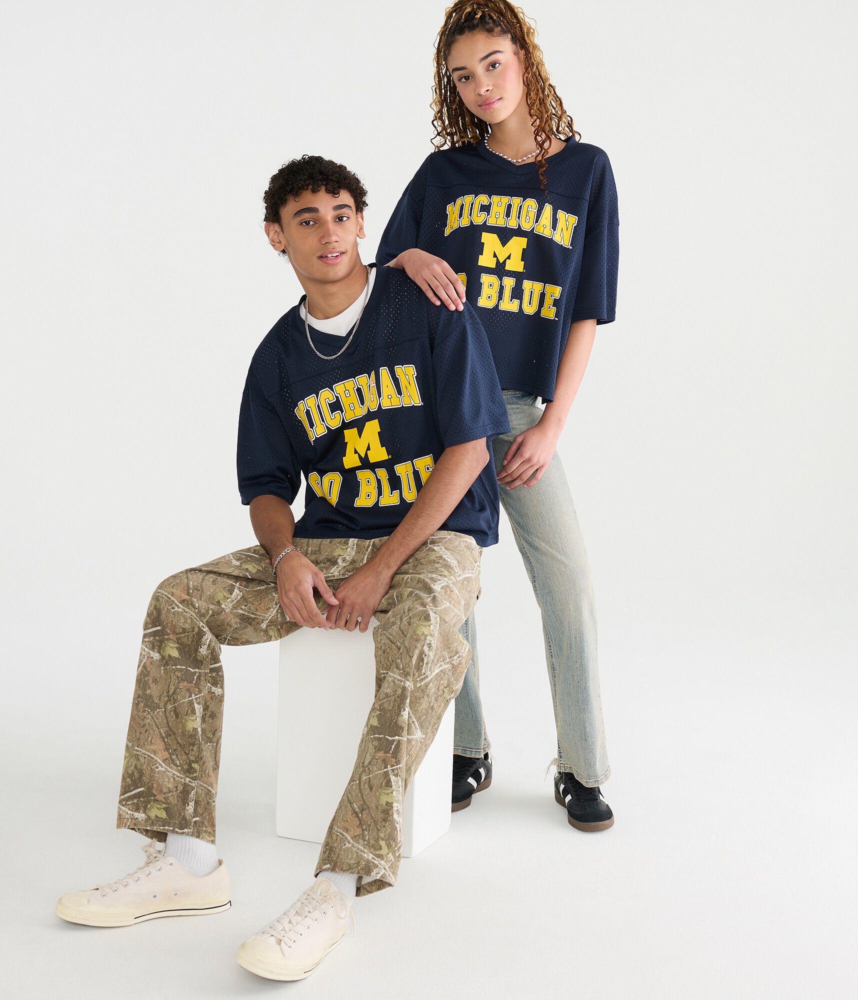 Michigan Wolverines Boxy Mesh V-Neck Top