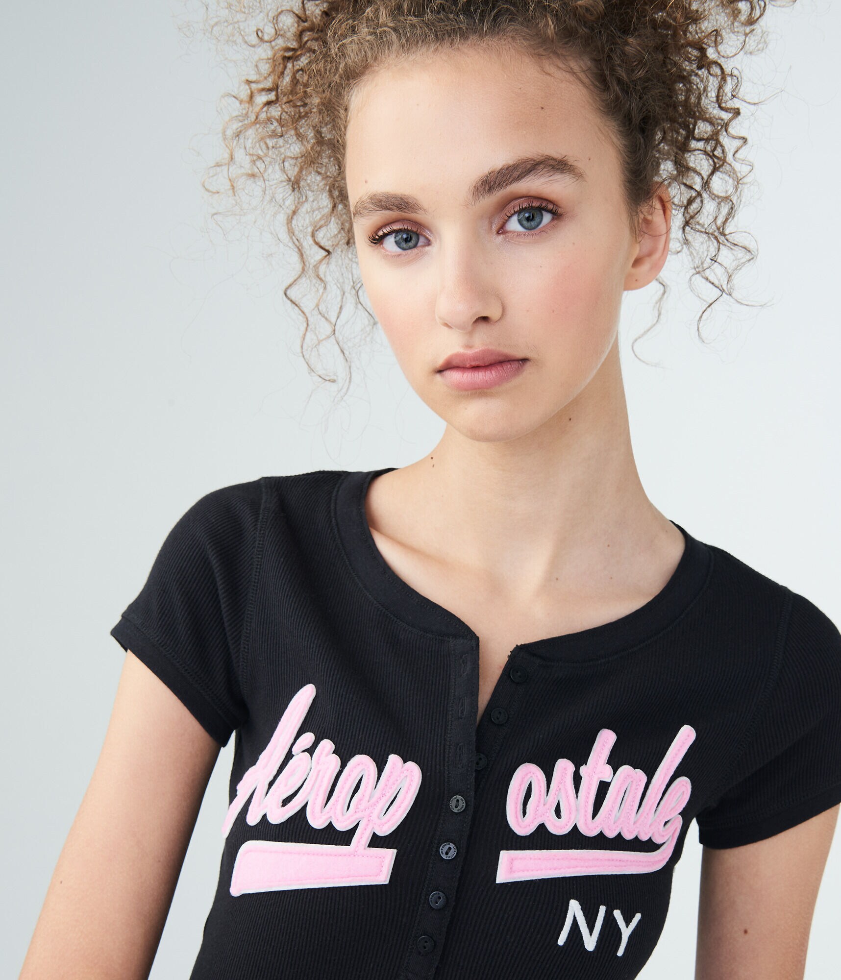 Aeropostale NY Logo Graphic Henley