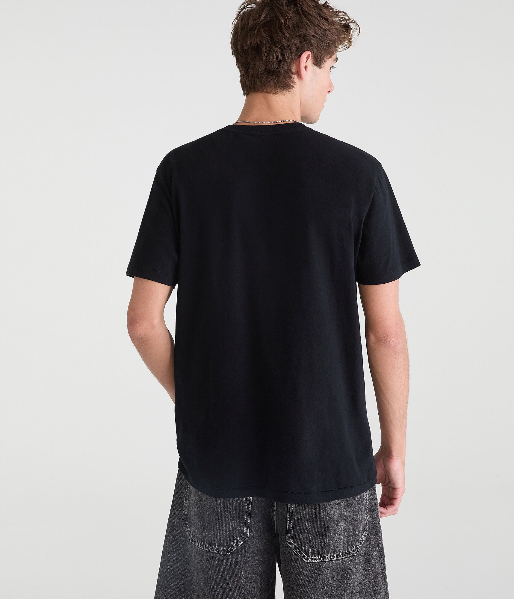 Aeropostale 87 Script Appliqu&eacute; Graphic Tee