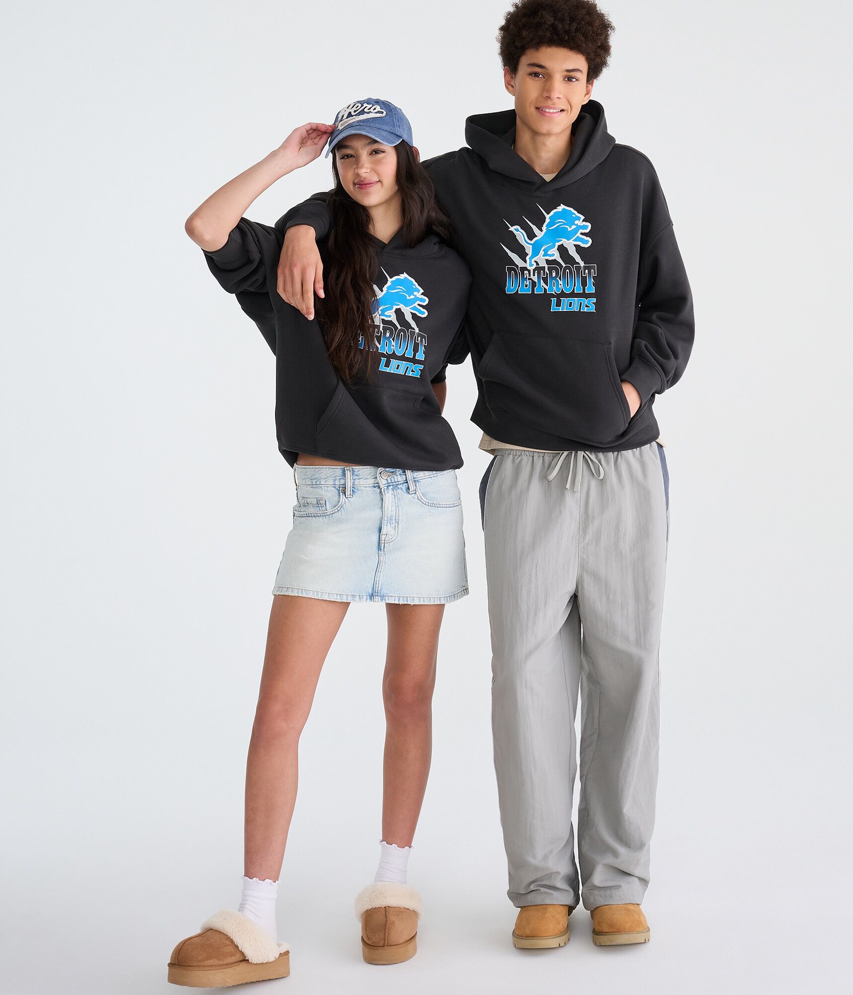 Detroit Lions Slash Pullover Hoodie