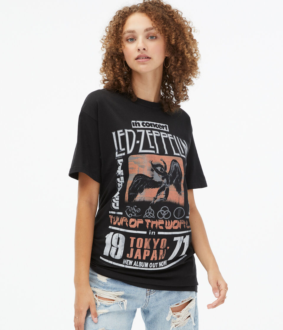 Led Zeppelin In Concert Boyfriend Graphic Tee