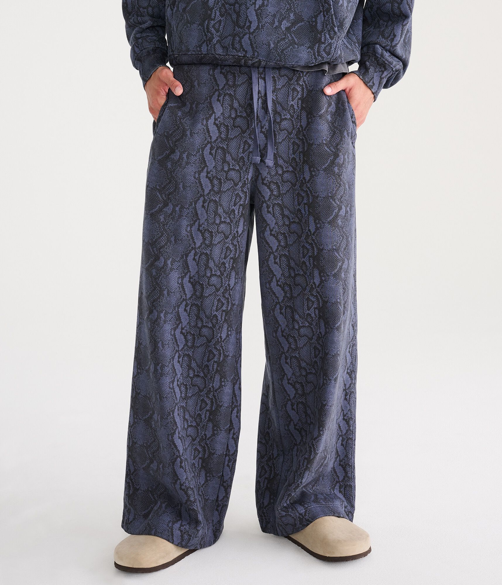 Cloud Soft Snake Print Super Baggy Sweatpants