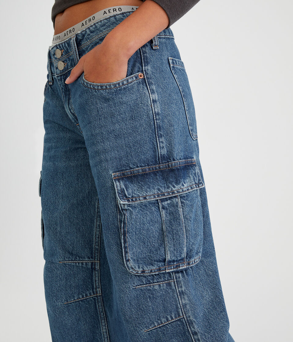 Low-Rise Baggy Wide Leg Cargo Jean