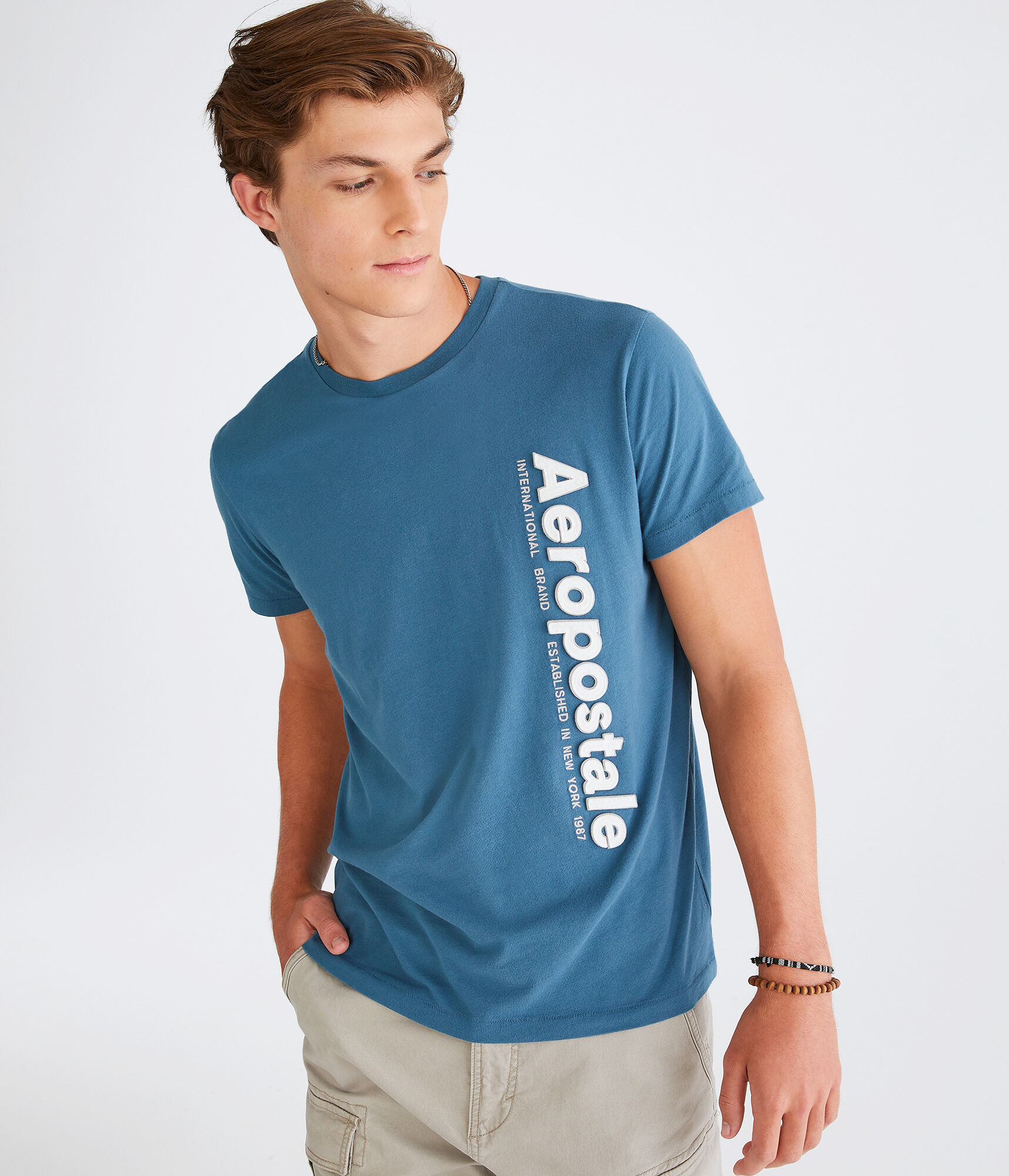 Vertical Aeropostale Appliqu&eacute; Graphic Tee