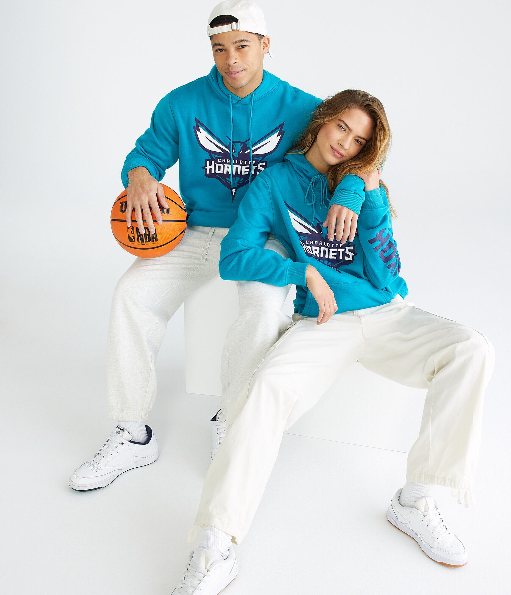 Charlotte Hornets Pullover Hoodie