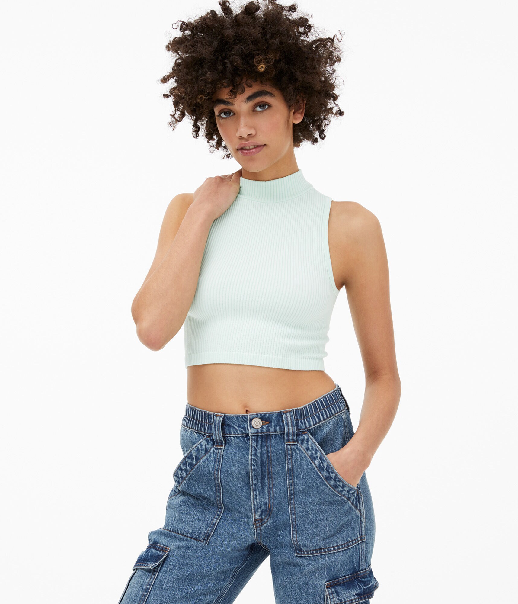 Seamless Mock-Neck Cropped Tank
