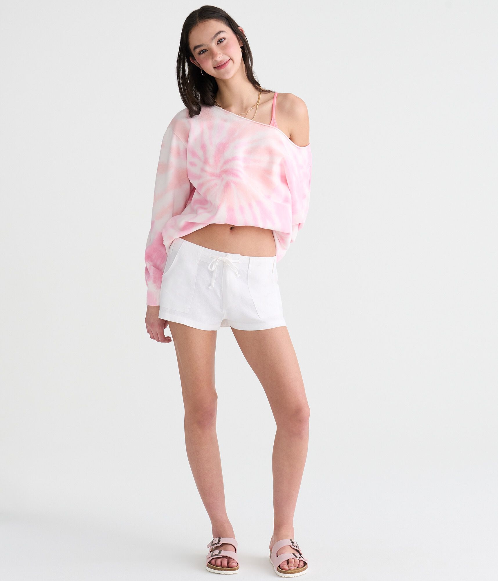 Low-Rise Linen Shorts
