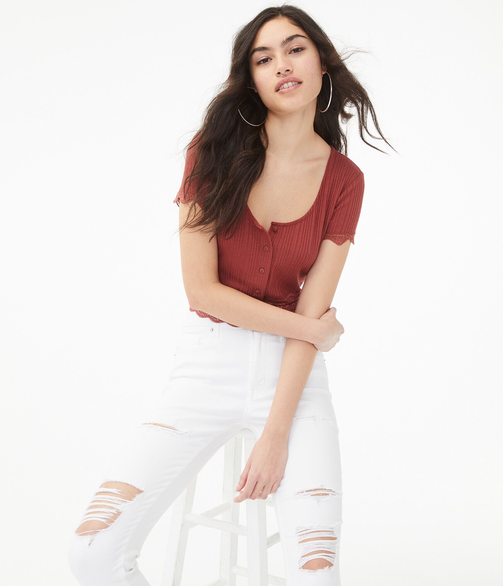 Lacy Buttoned Bodycon Crop Top