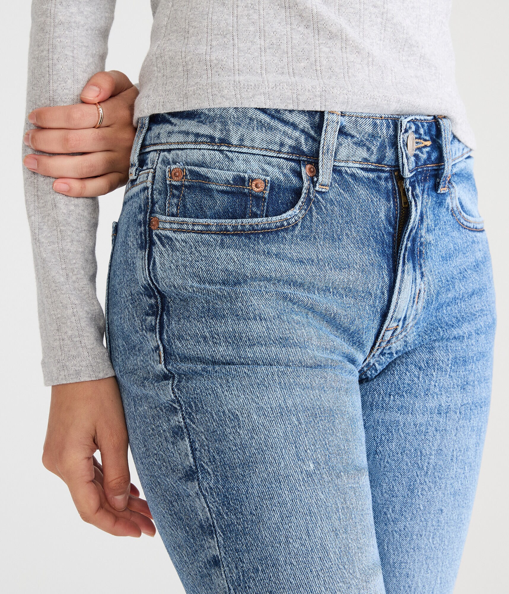 Mid-Rise Straight Ankle Jean