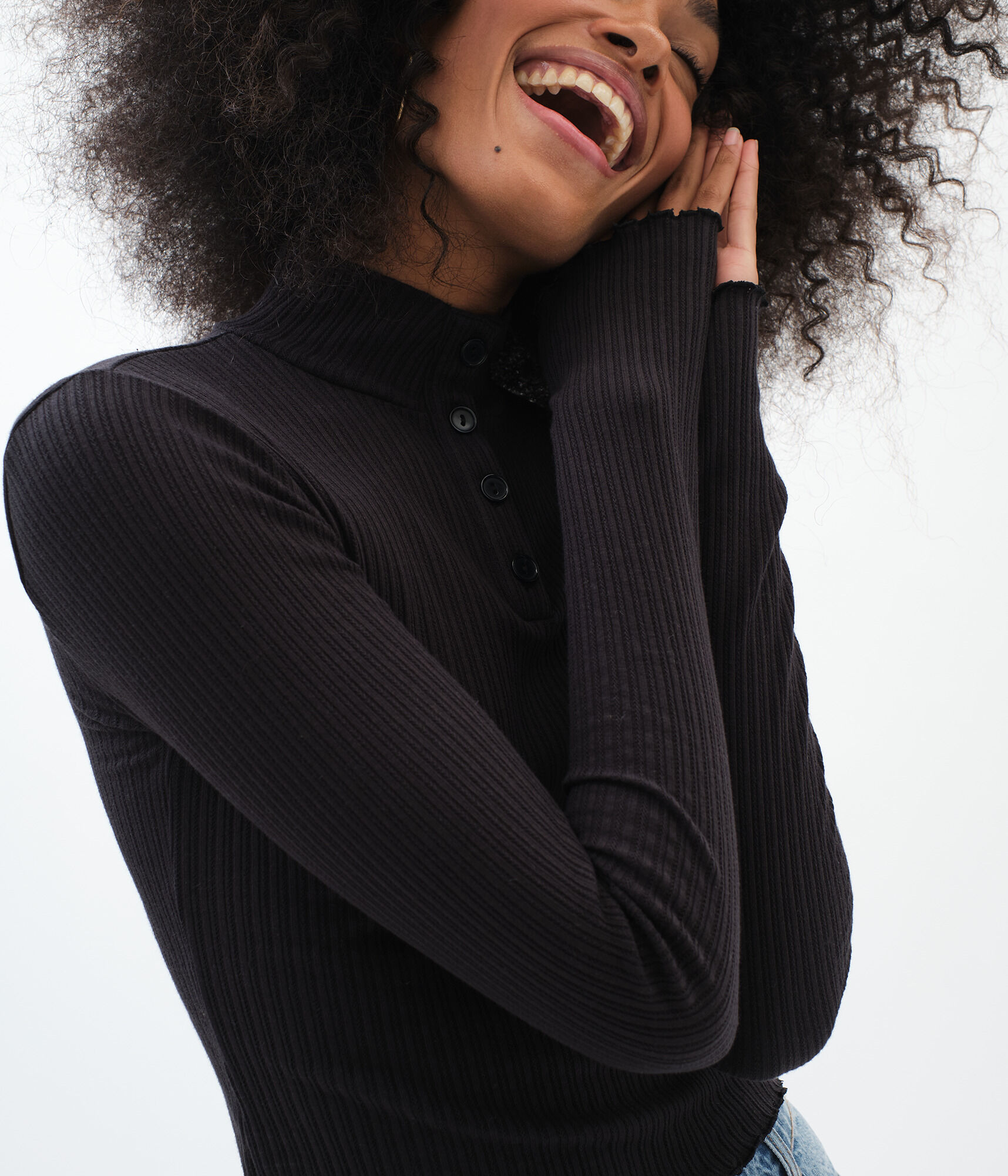 Long Sleeve Buttoned Mock-Neck Crop Top