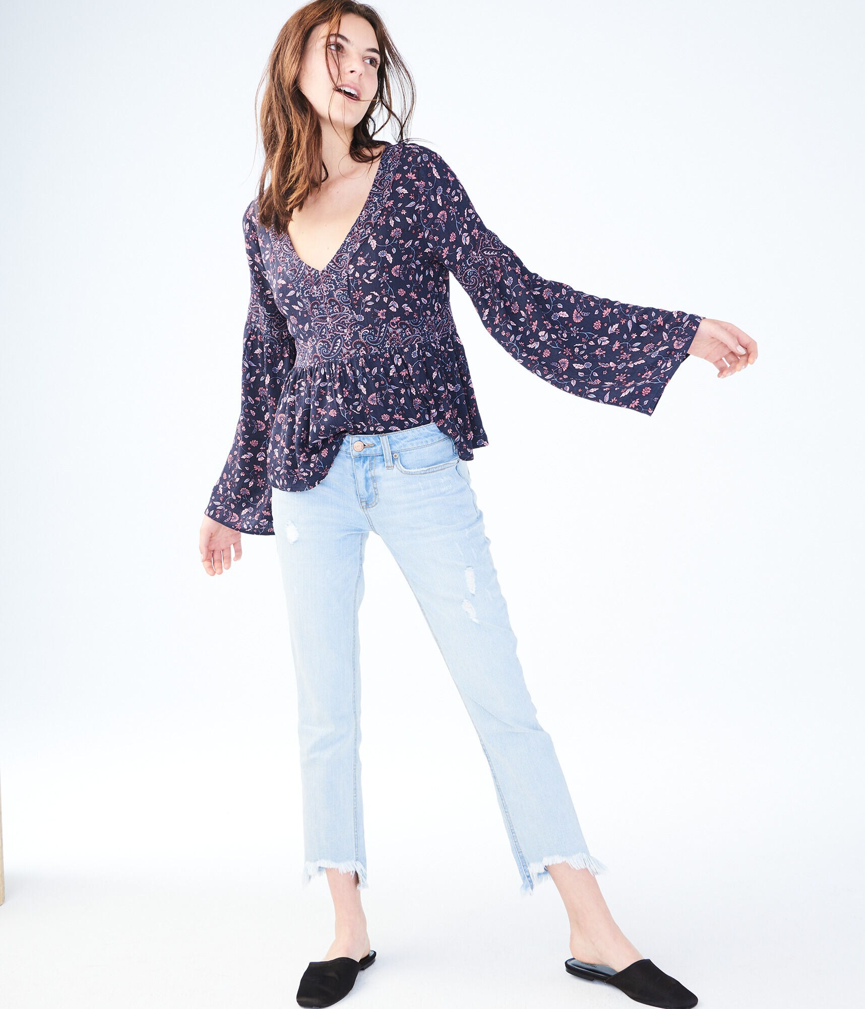 Low-Rise Ankle Straight Jean