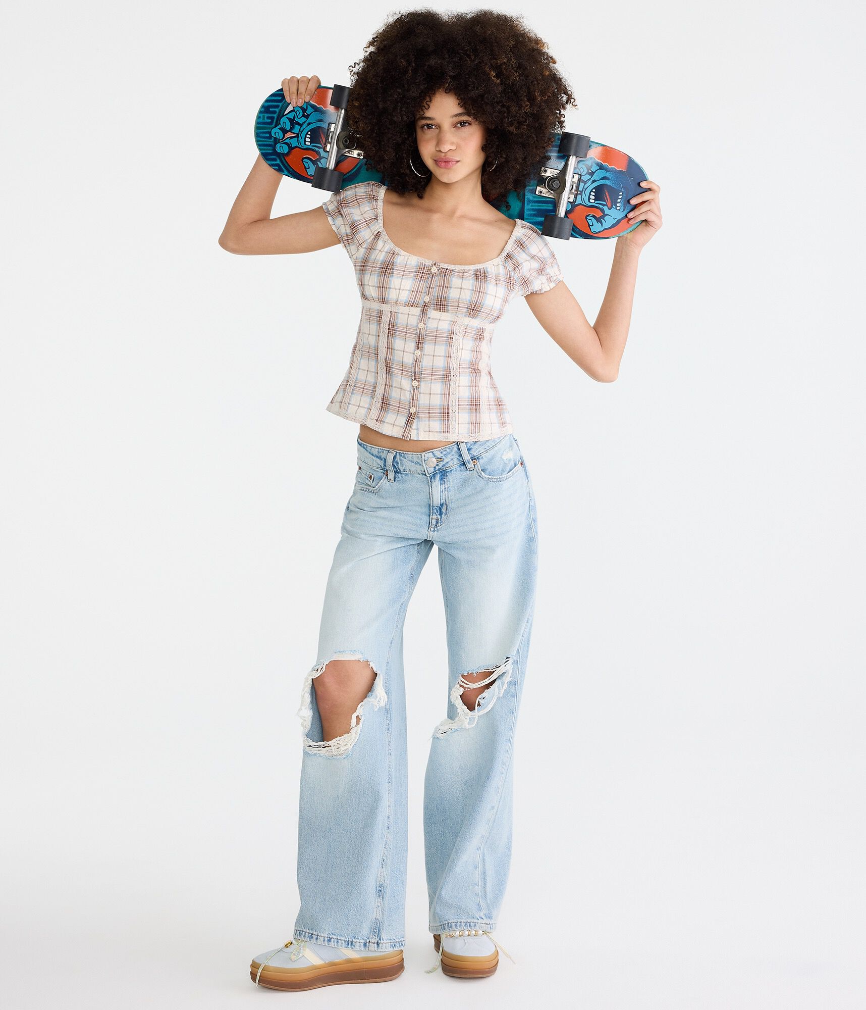 Low-Rise Baggy Wide Leg Jean