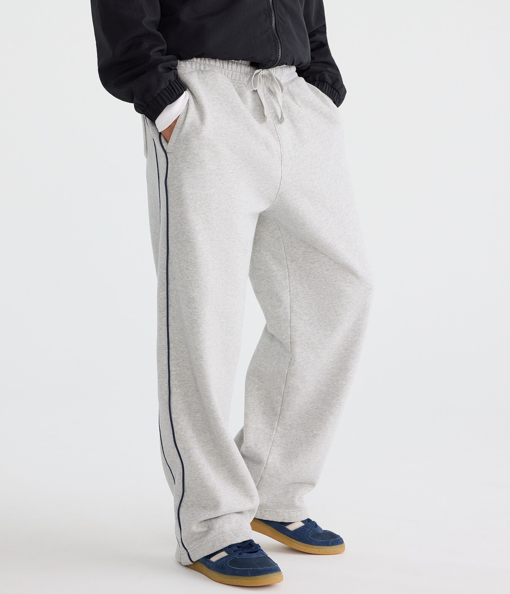 Cloud Soft Piped Stripe Super Baggy Sweatpants
