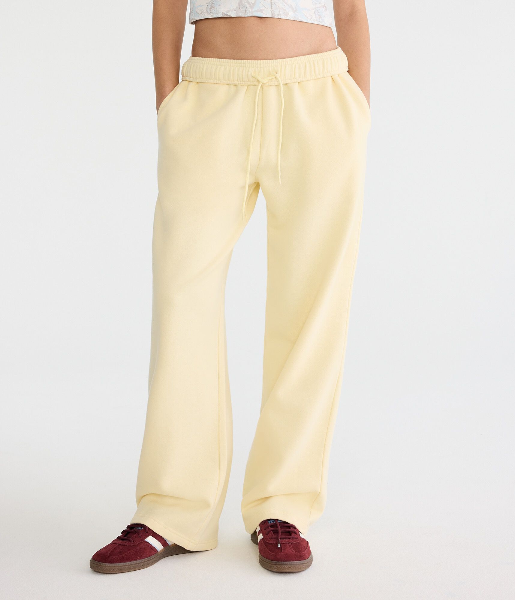 Cloud Soft Mid-Rise Straight Leg Sweatpants
