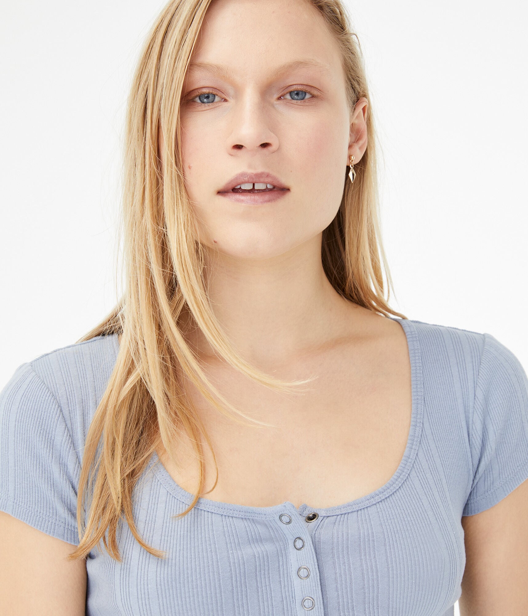 Scoop-Neck Cropped Henley