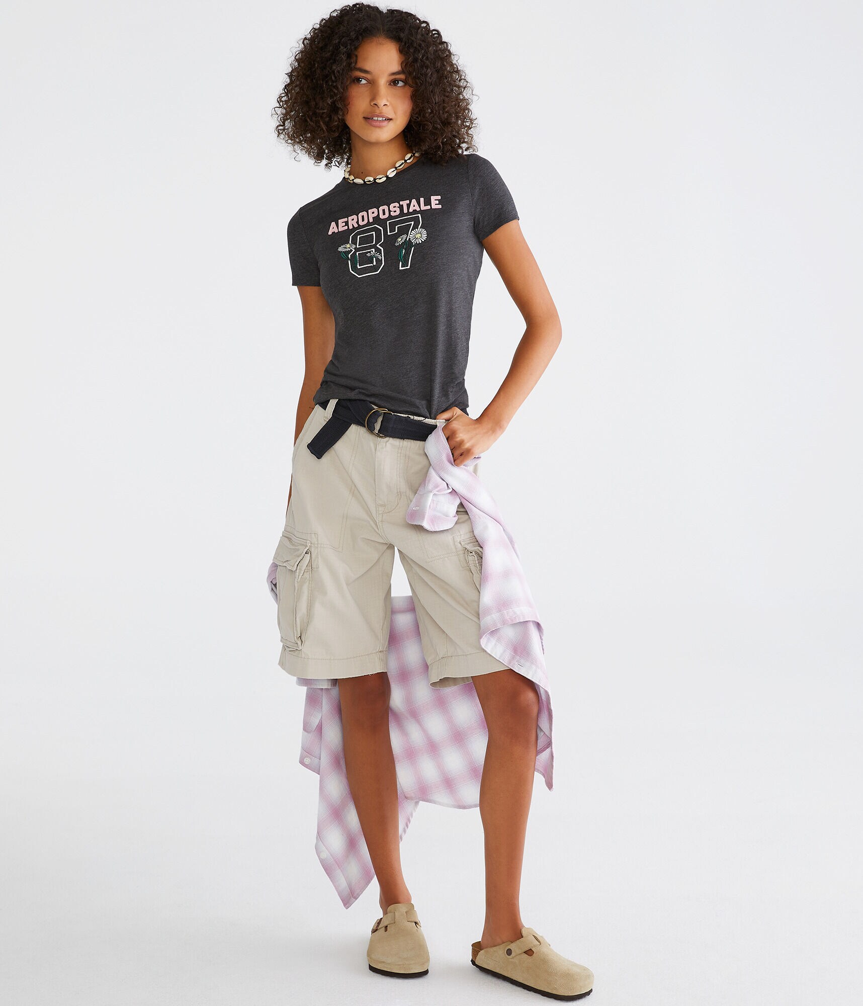 Aeropostale 87 Floral Appliqu&eacute; Graphic Tee