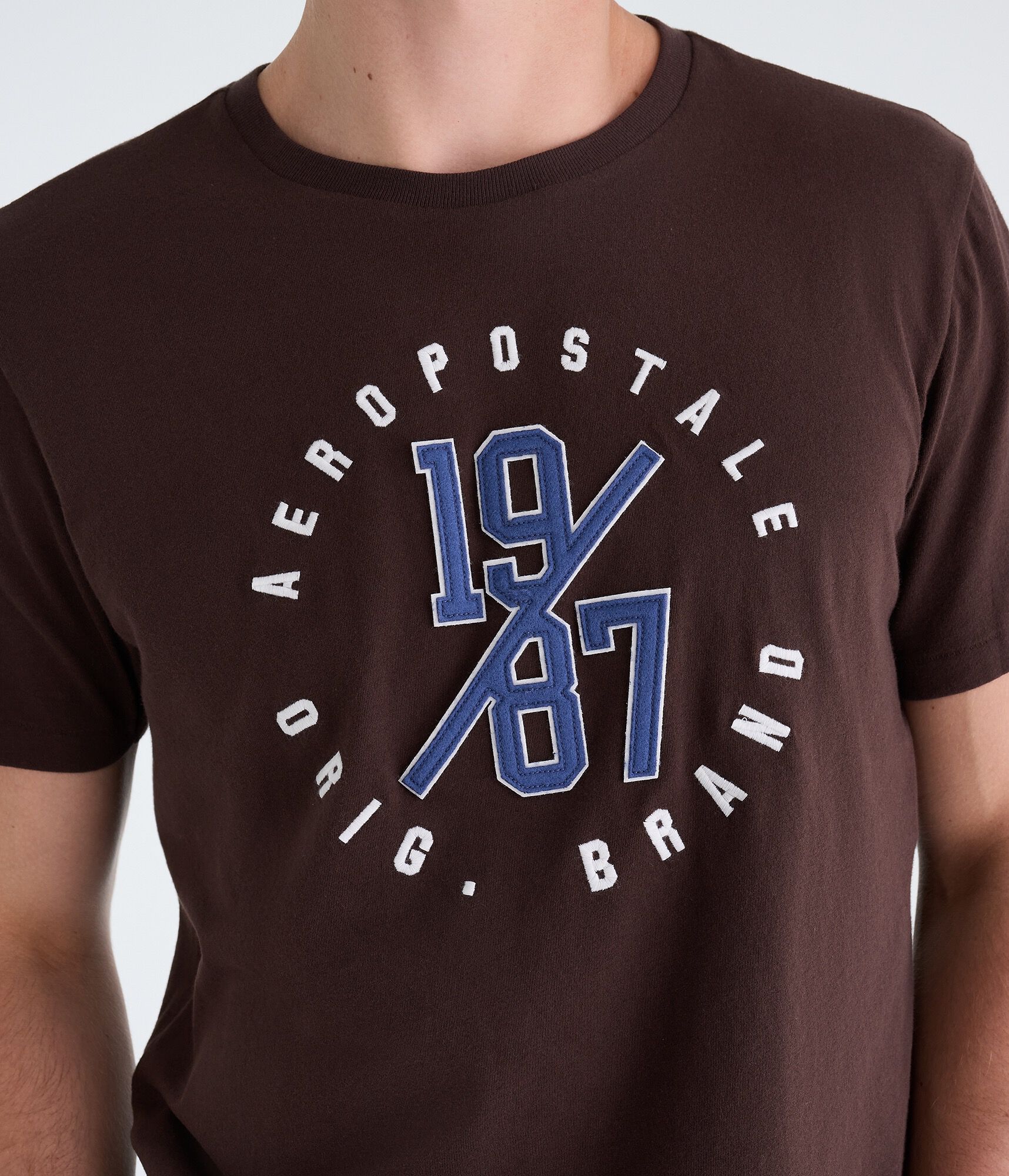 Aeropostale 1987 Circle Appliqu&eacute; Graphic Tee
