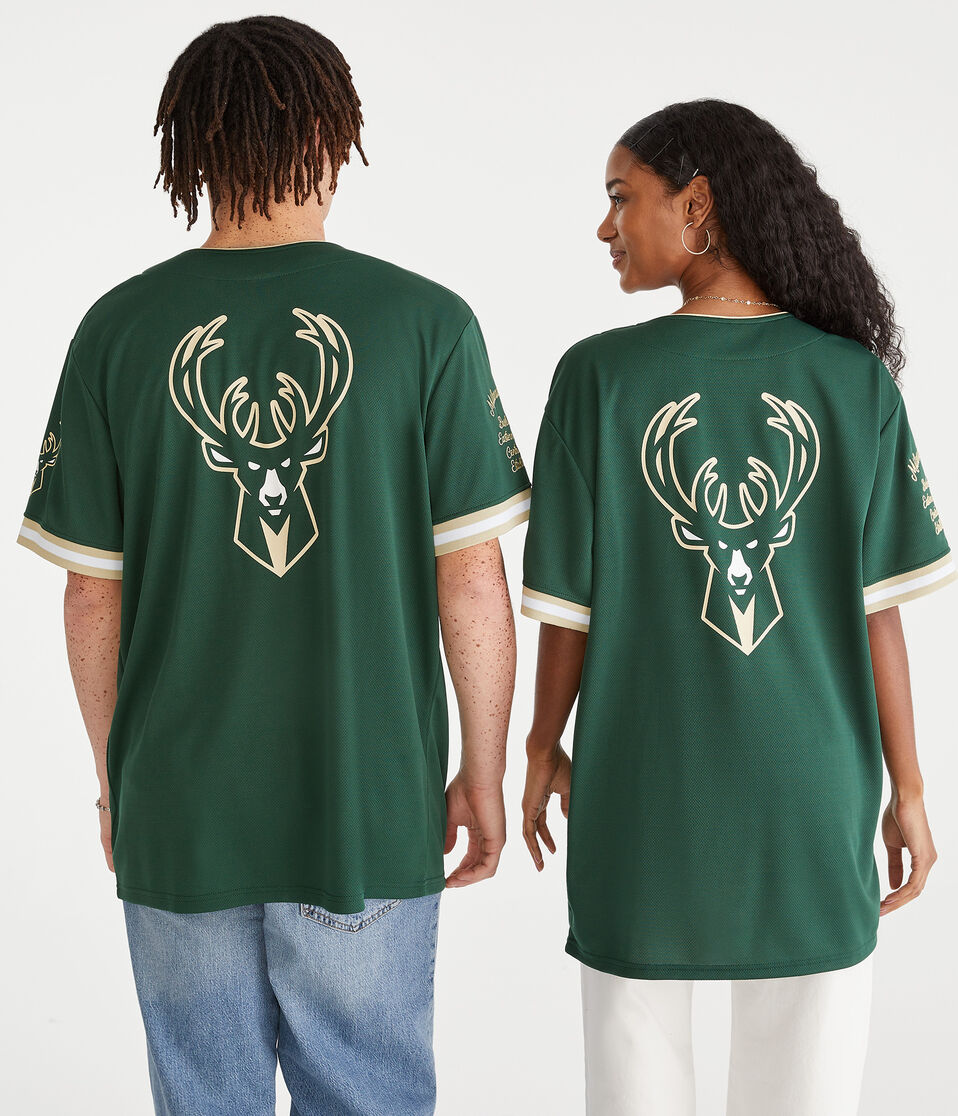 Milwaukee Bucks Top