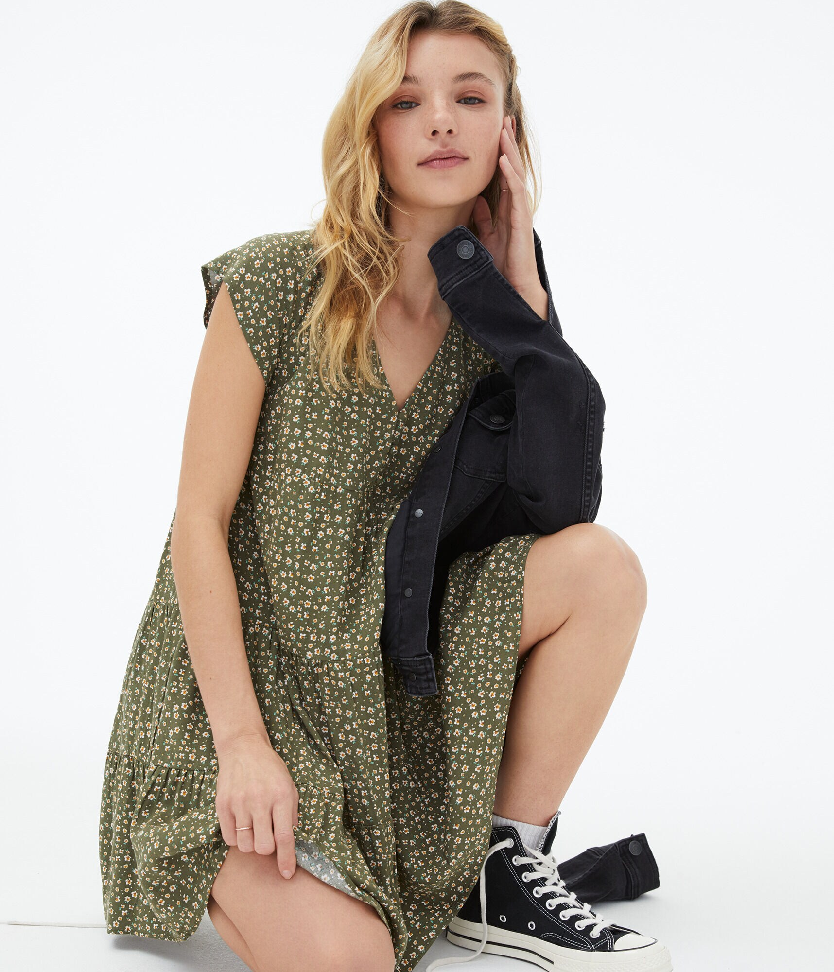 Floral V-Neck Tiered Babydoll Dress***