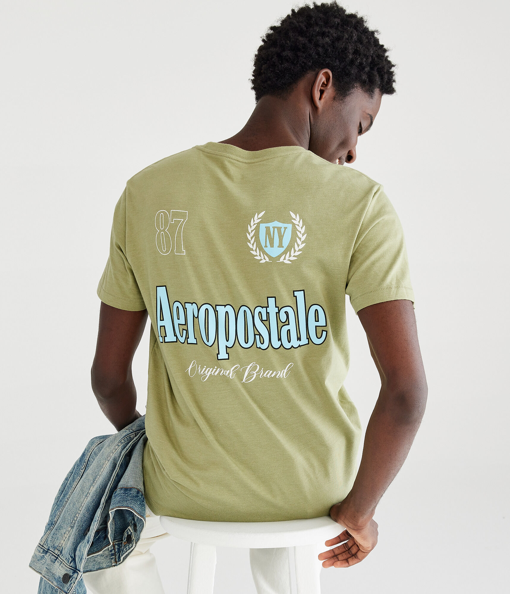 Aeropostale 87 Crest Graphic Tee