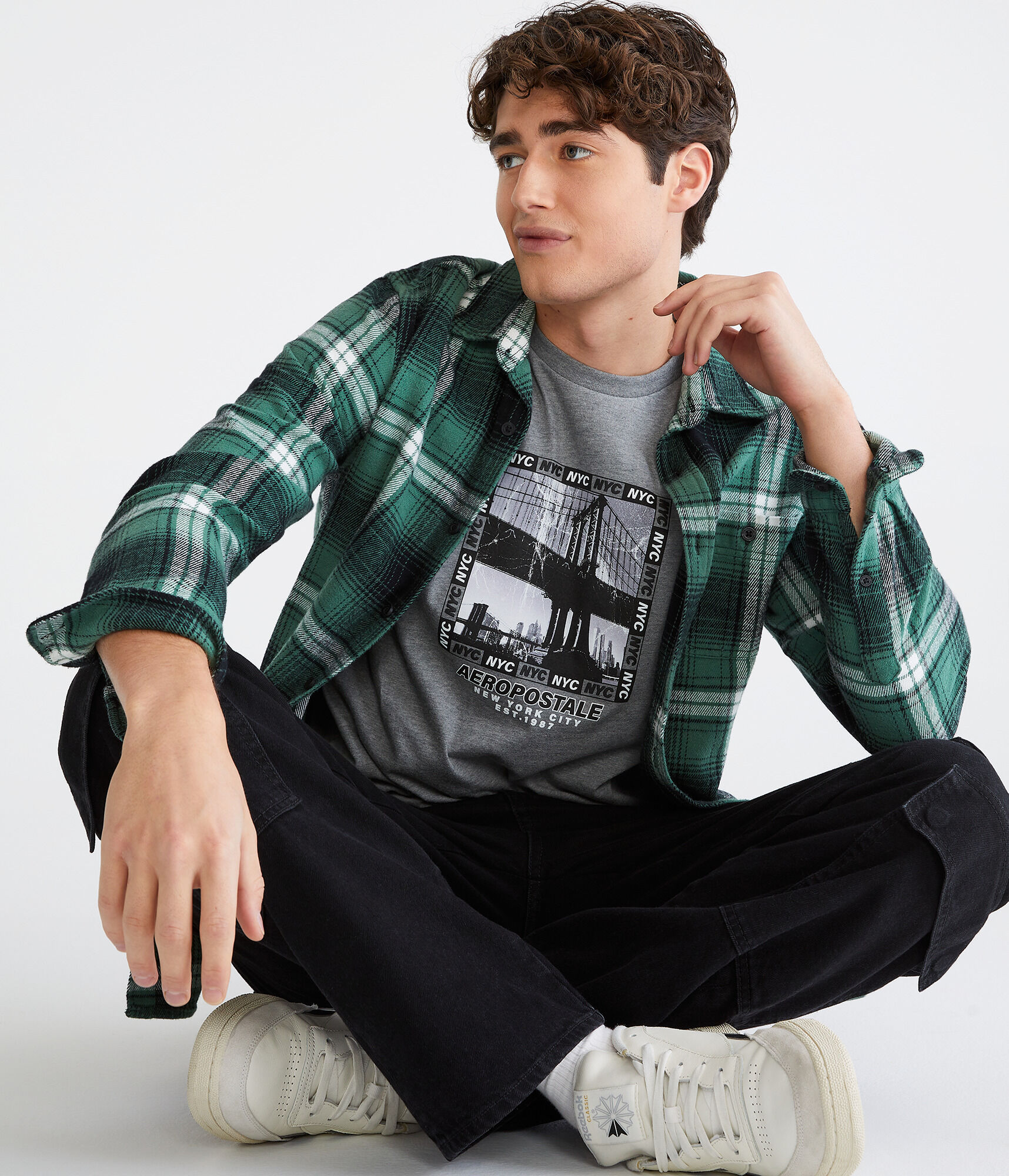 Aeropostale NYC Bridge Graphic Tee