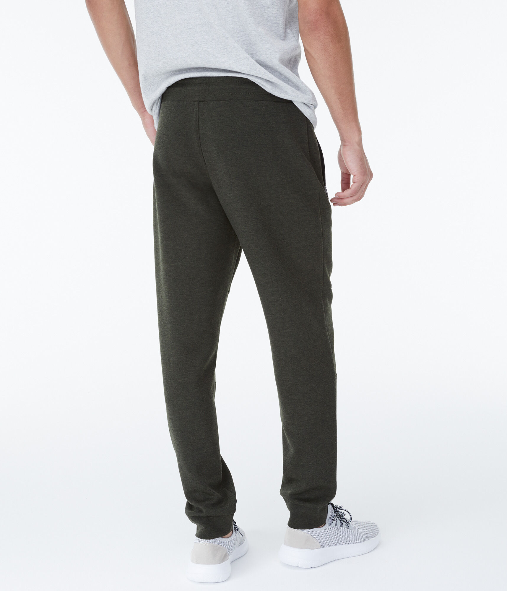 Aero MVMNT Tech Fleece Jogger Sweatpants