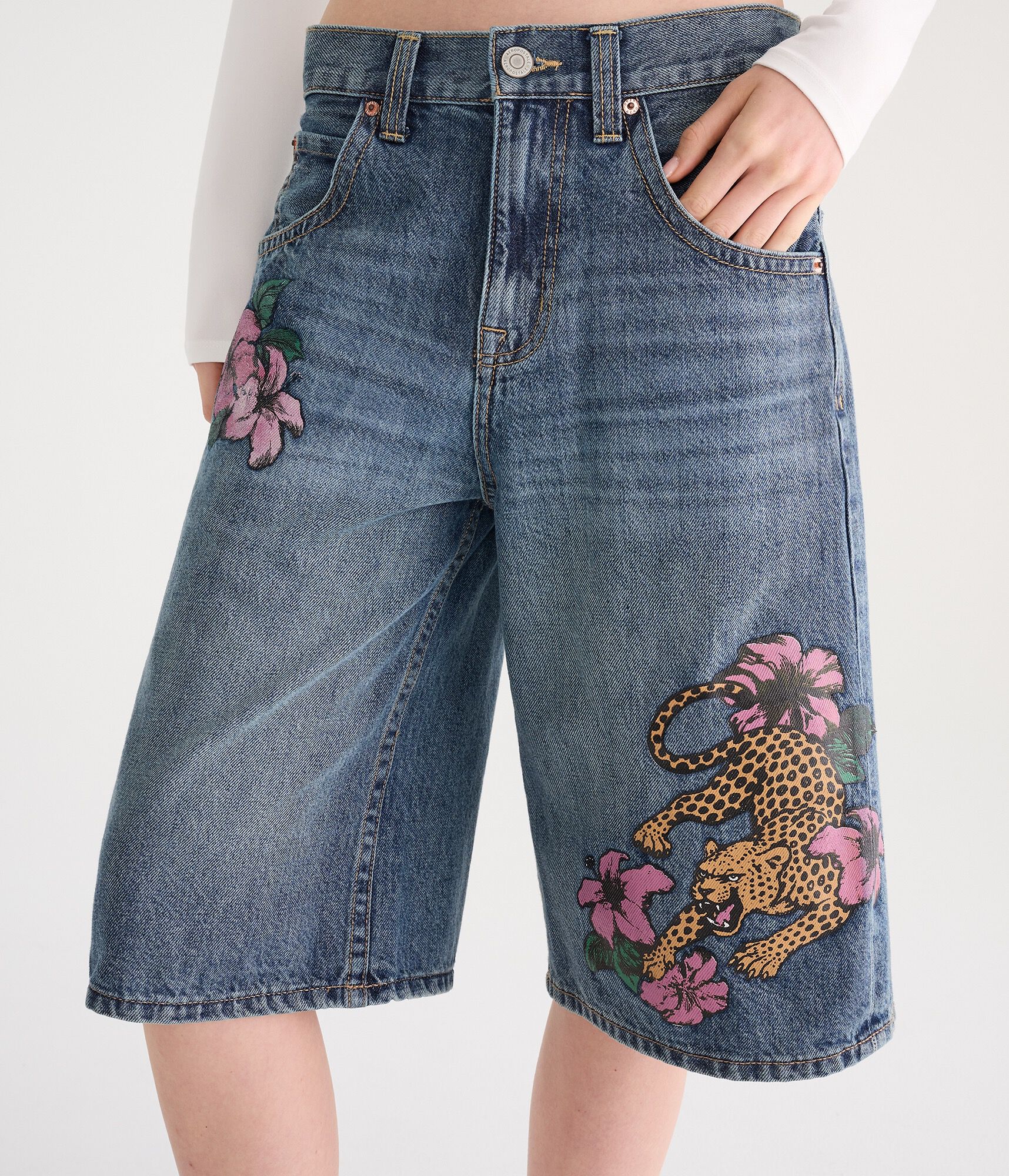D&eacute;j&agrave; For Aero Low-Rise Denim Skater Shorts