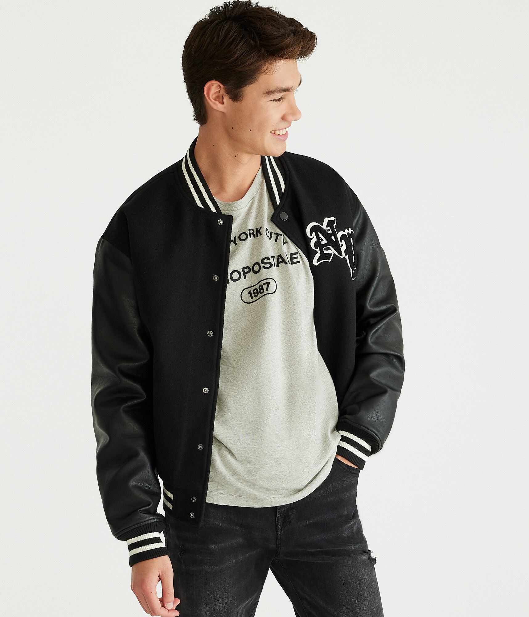 Aeropostale New York City Graphic Tee