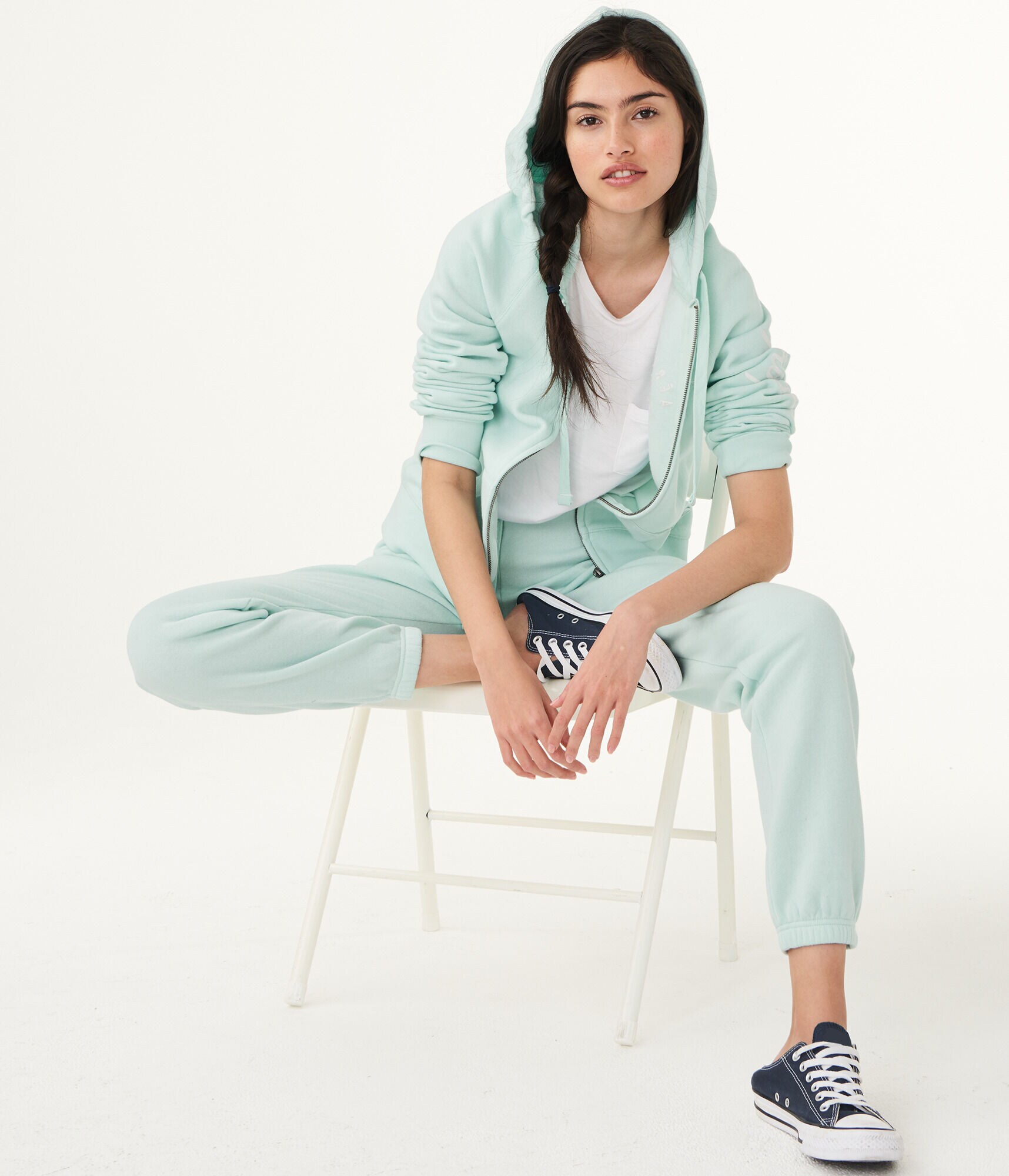 Aero Est. 87 New York Cinch Sweatpants