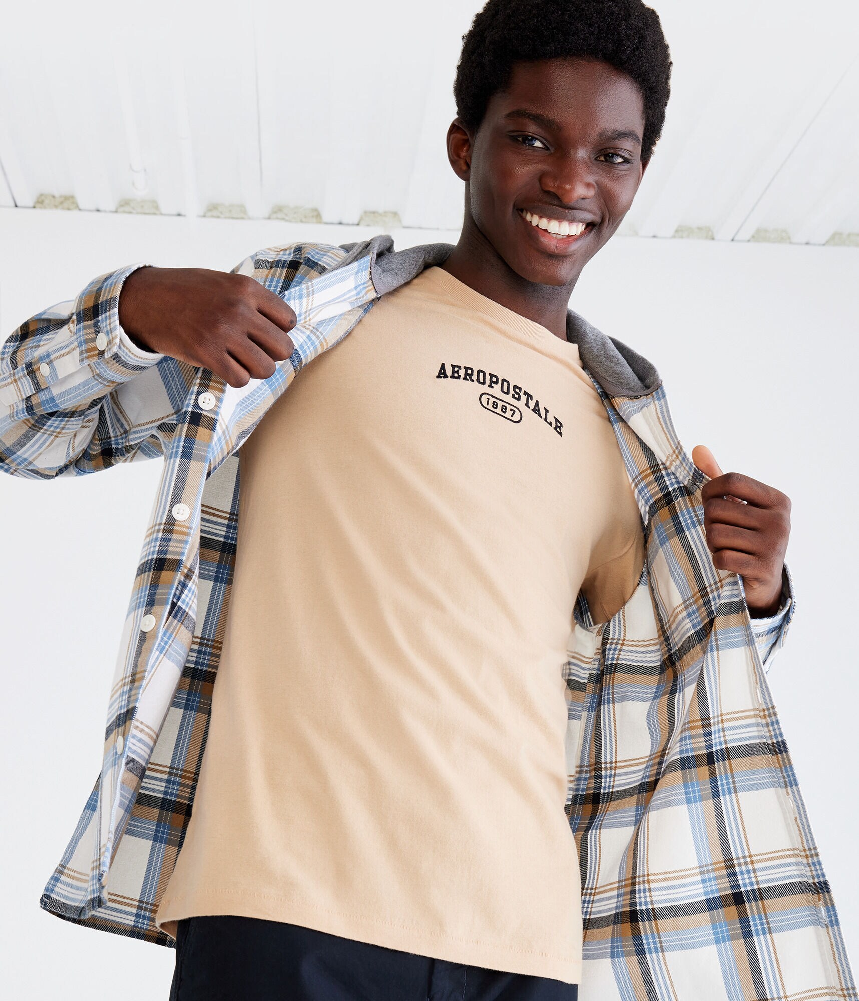 Aeropostale Small Arch Graphic Tee