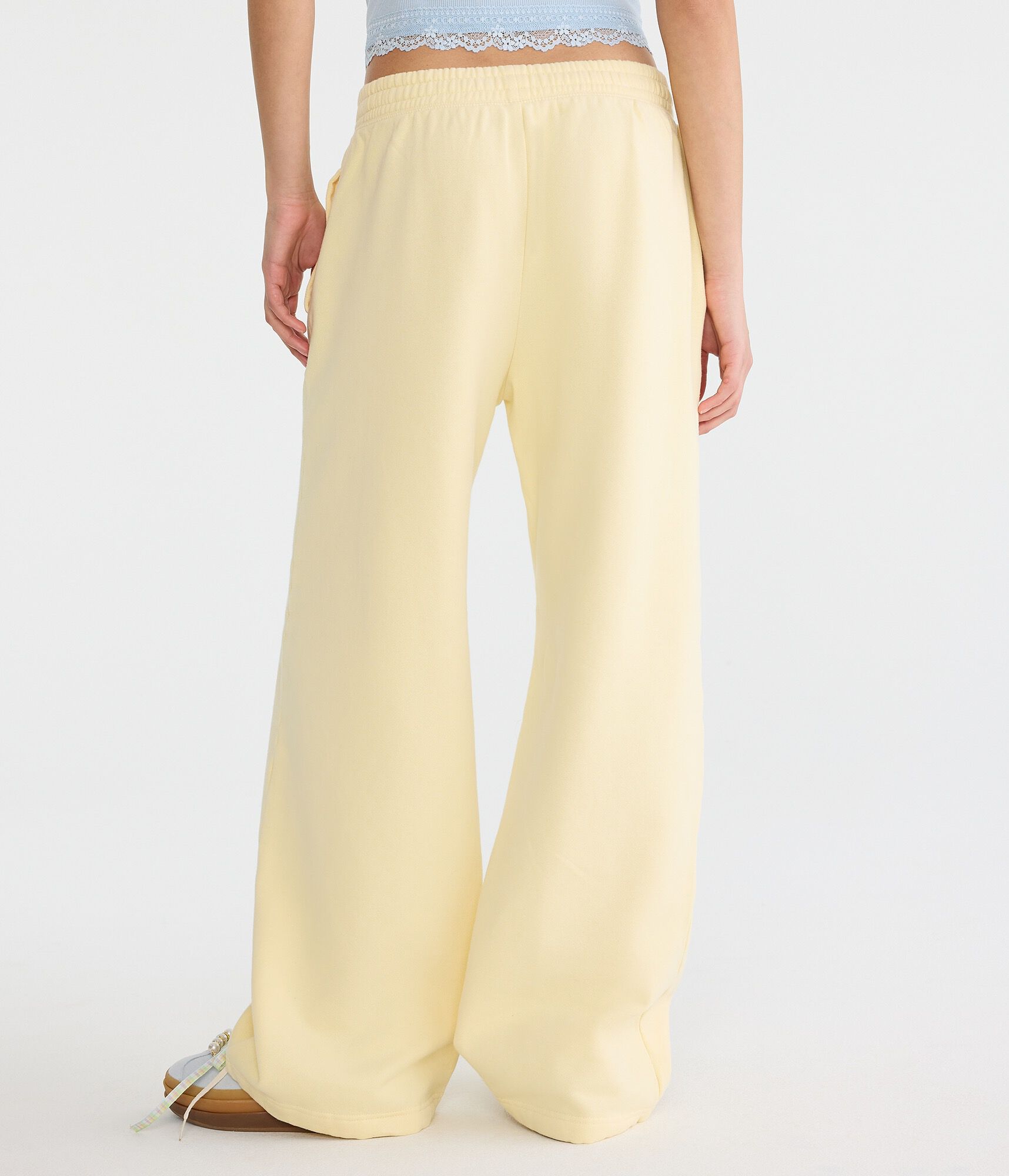 Cloud Soft Mid-Rise Wide Leg Sweatpants
