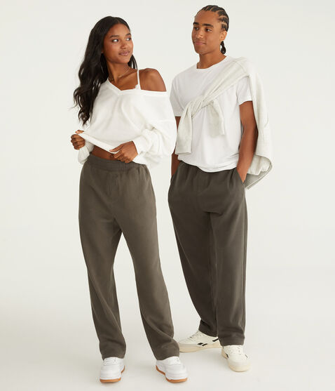 Cloud Soft Essentials Straight Leg Sweatpants Cloud Soft Essentials Straight Leg Sweatpants