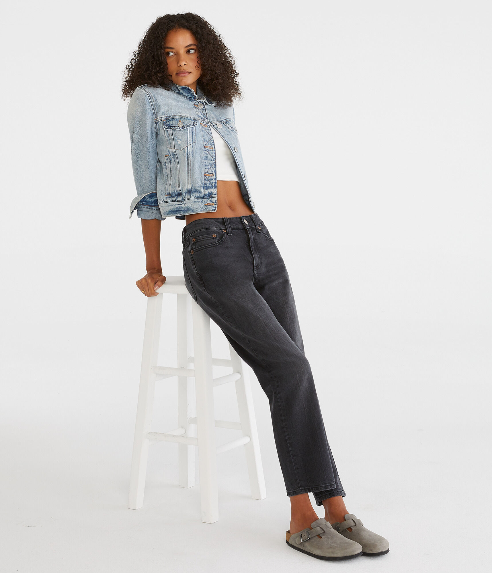 Mid-Rise Straight Ankle Jean