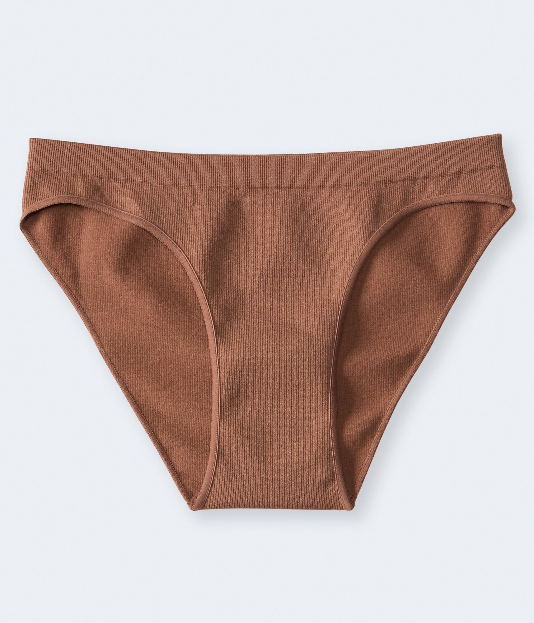 Seamless High-Cut Cheeky