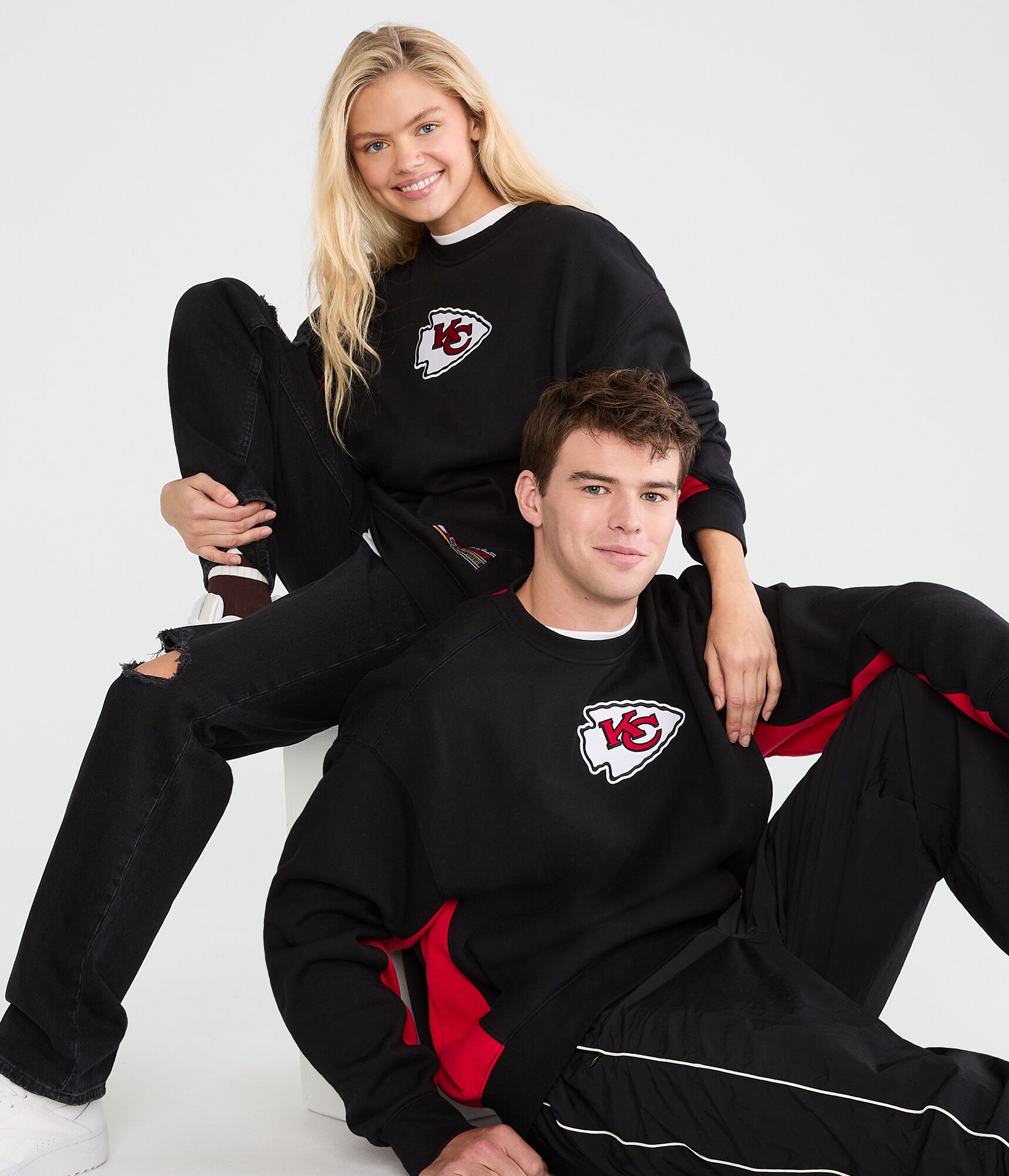 Kansas City Chiefs Logo Pullover Sweatshirt