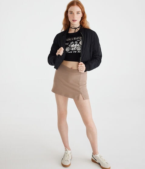Long Sleeve Raceway Motorcycle Cropped Graphic Tee Long Sleeve Raceway Motorcycle Cropped Graphic Tee
