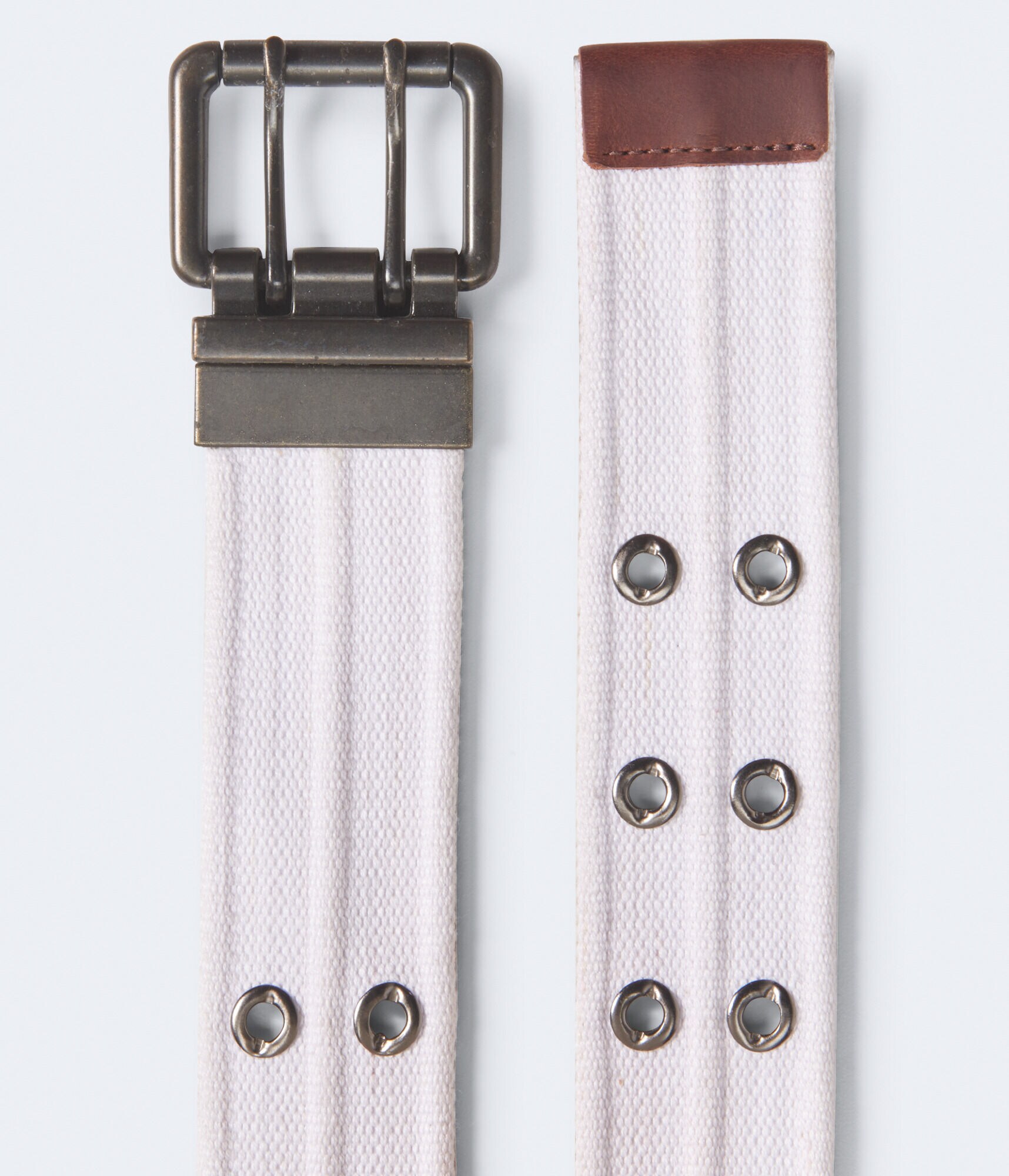 Reversible Grommet Belt