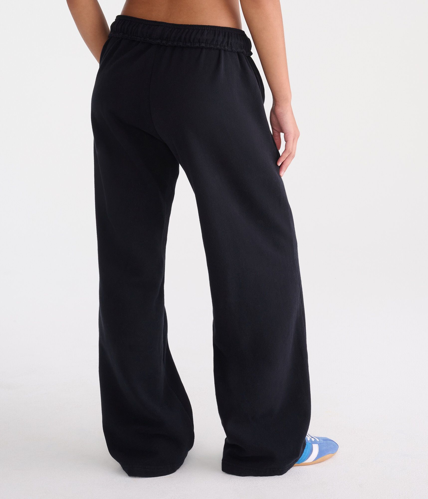 Cloud Soft Mid-Rise Straight Leg Sweatpants