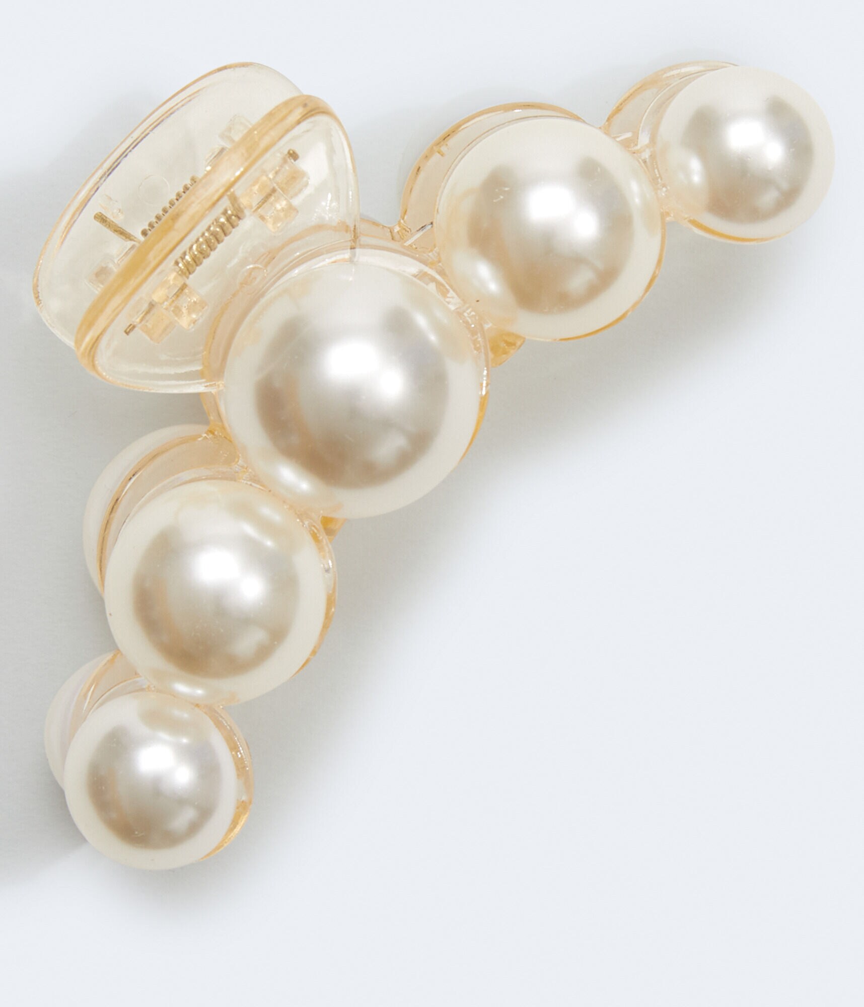 Faux Pearl Claw Hair Clip