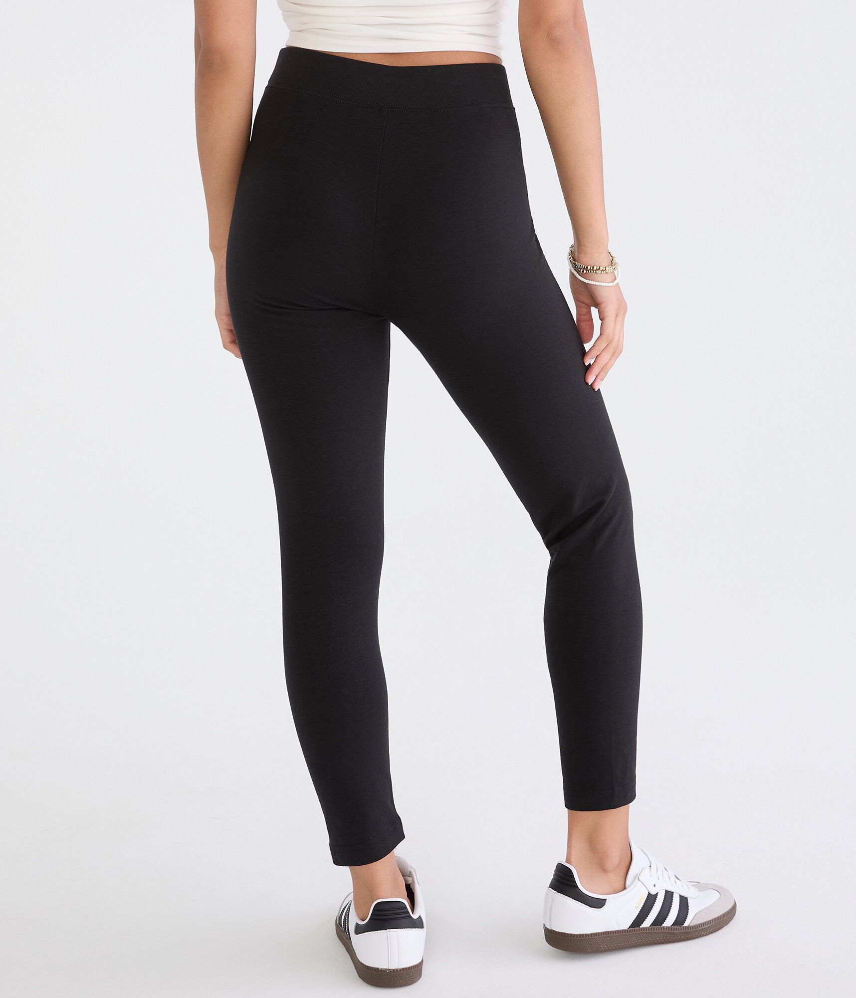 High-Rise Capri Leggings