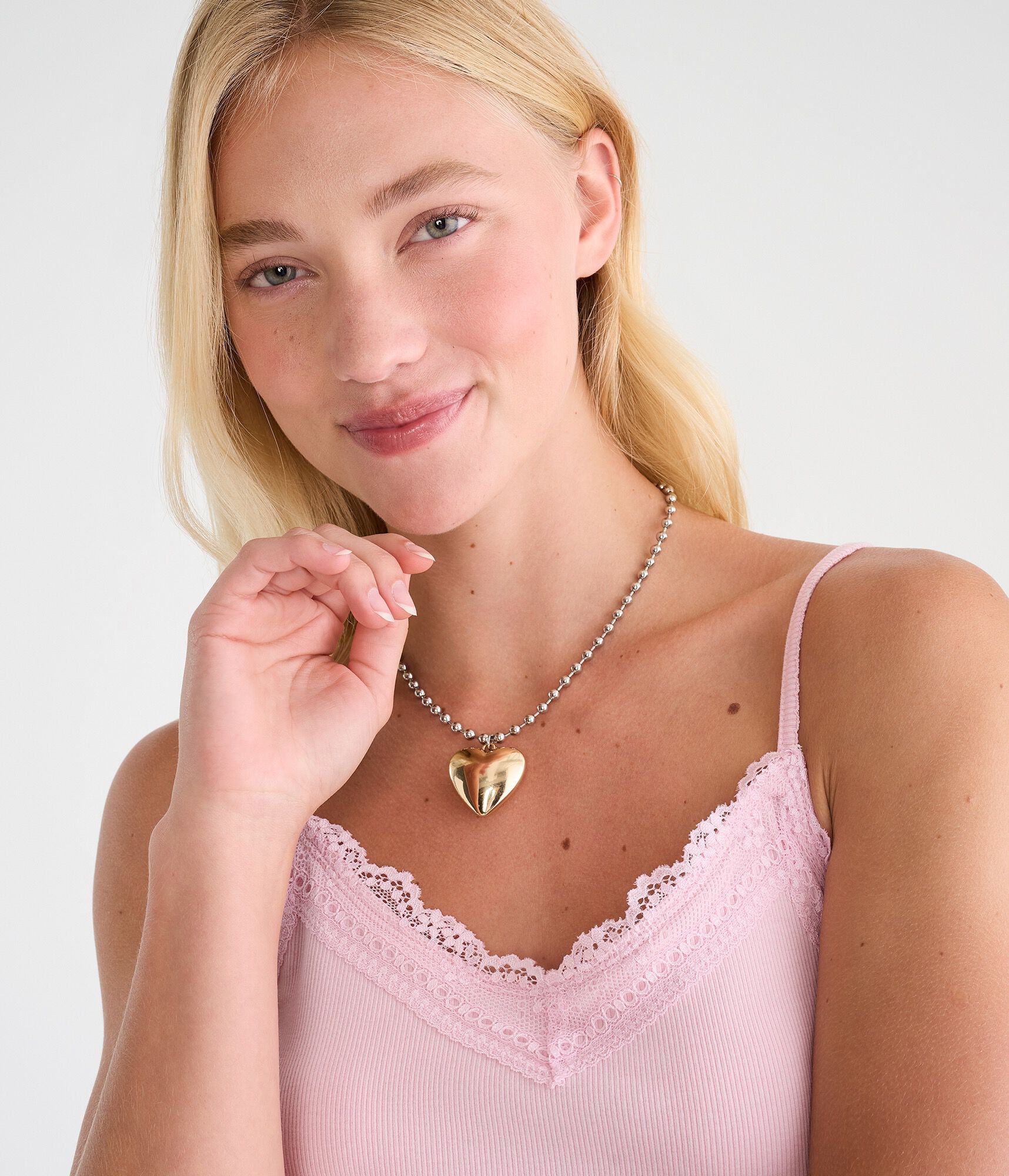 Y2K Lace-Trim Scoop-Neck Cami